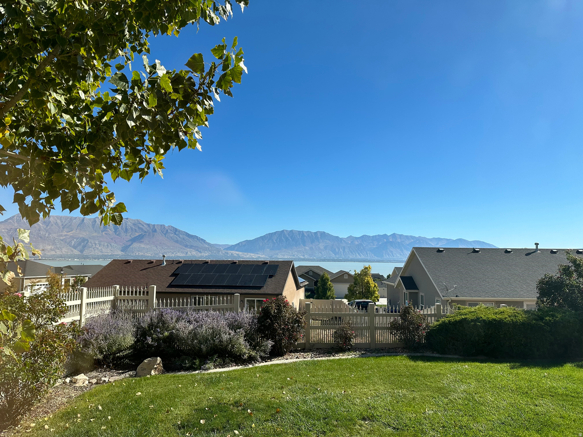 THE VILLAGE OF HAWKS - Residential