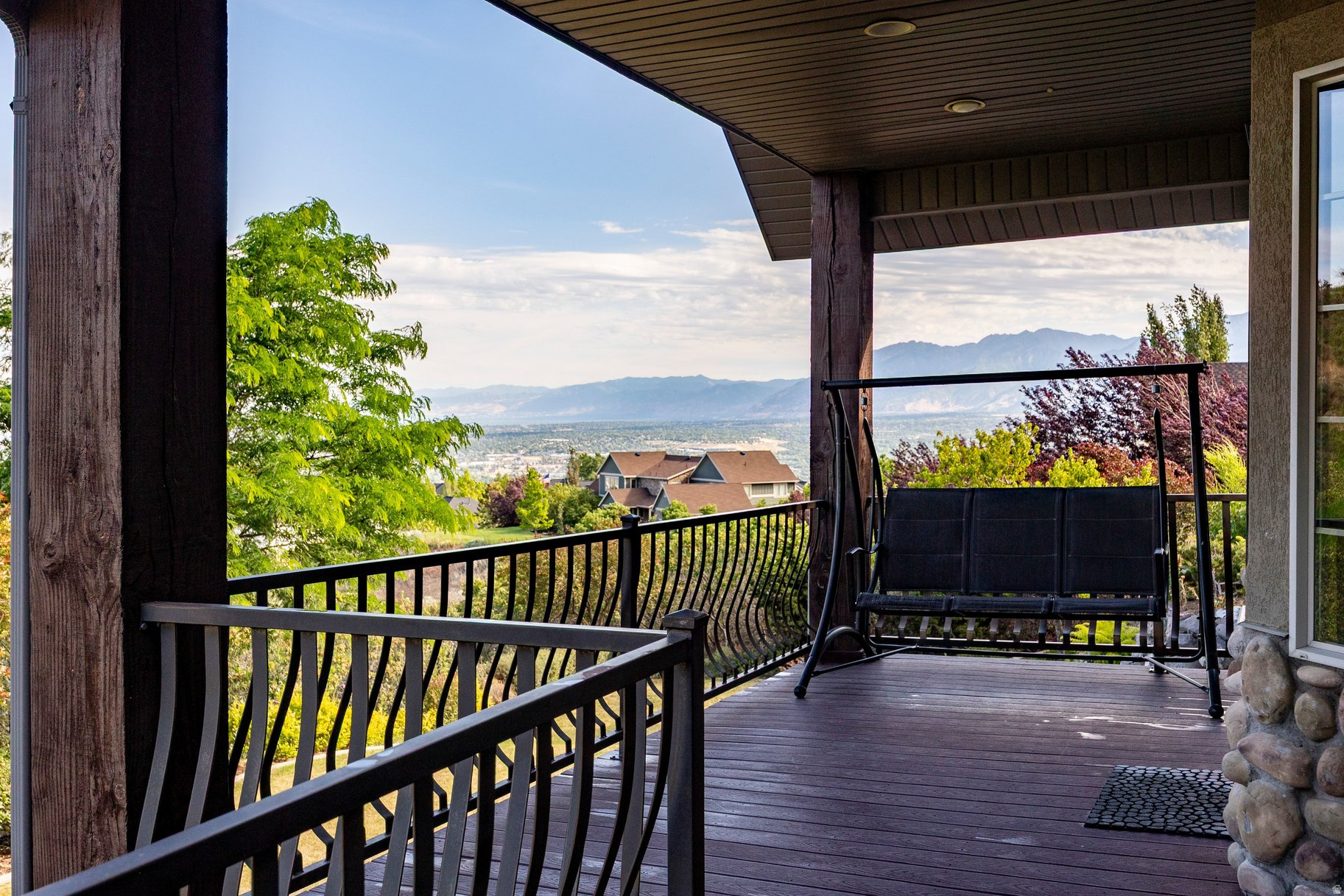 OAK HOLLOW ESTATES - Residential