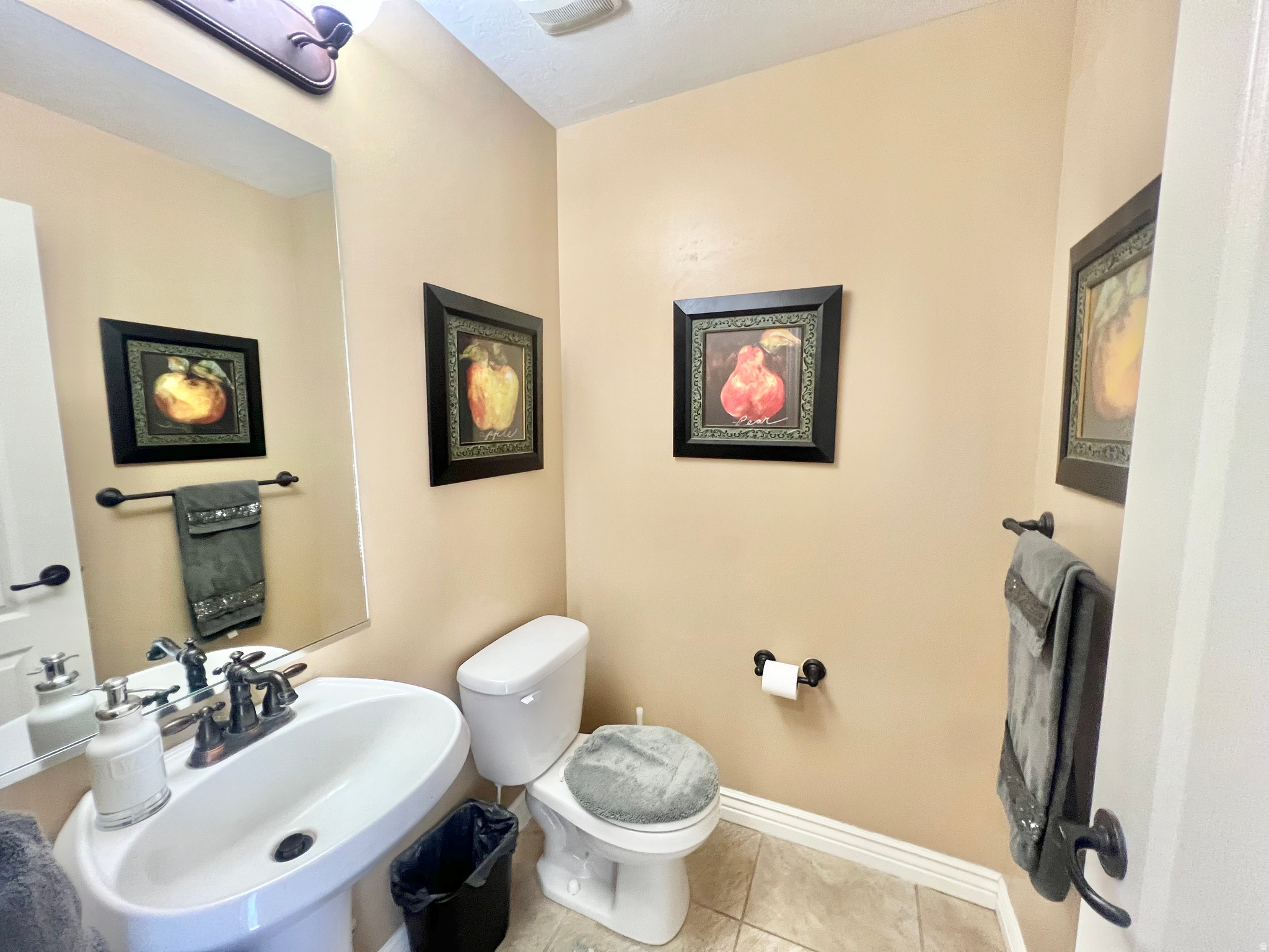 PICKET LANE AT COUNTRY CROSSING - Residential