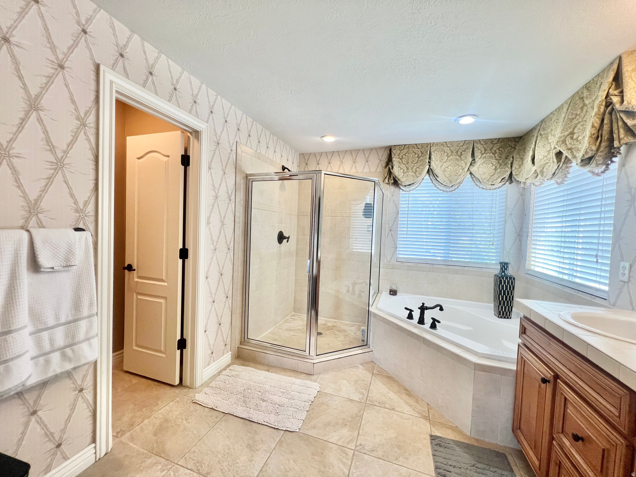 PICKET LANE AT COUNTRY CROSSING - Residential