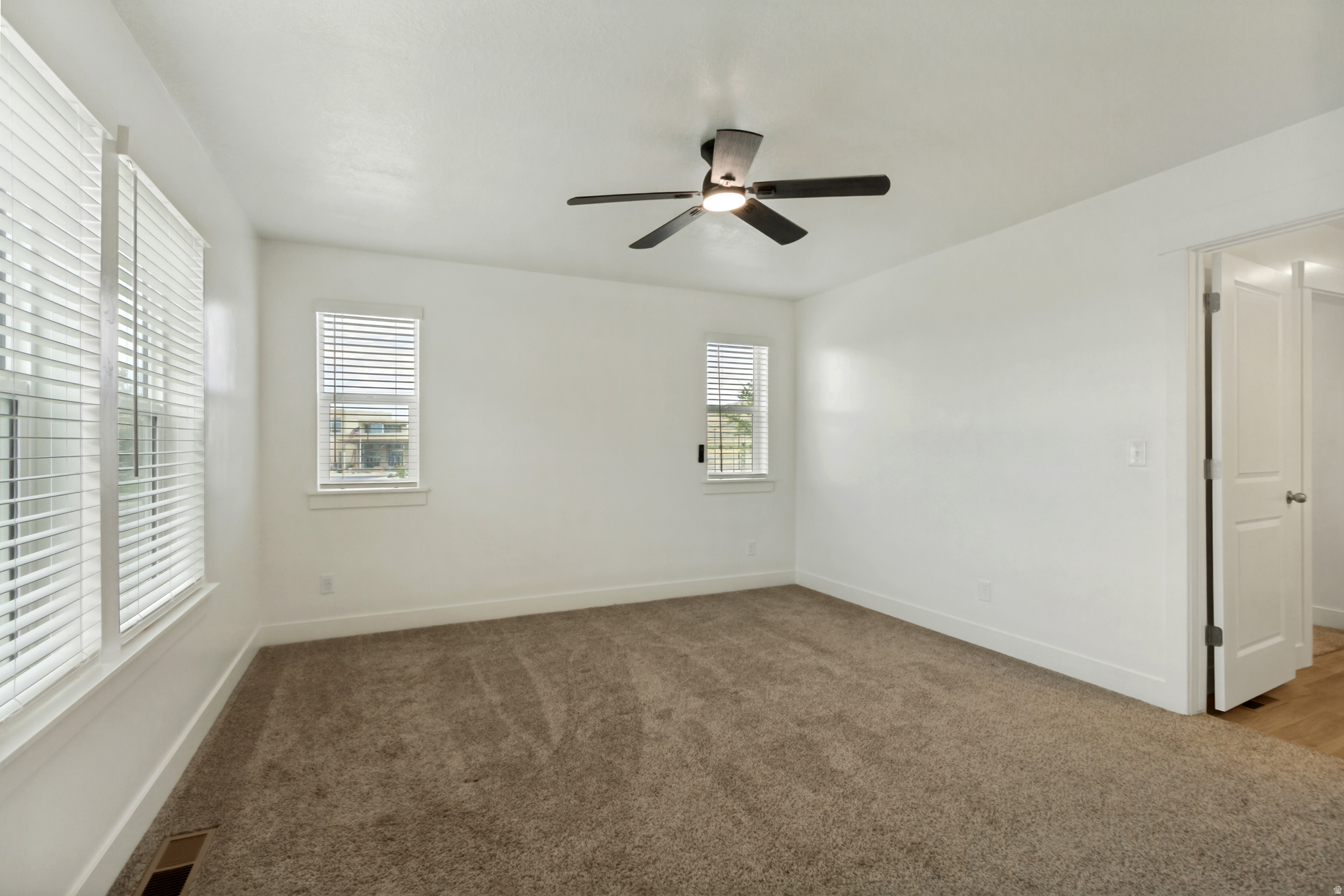 ARCHIBALD ESTATES - Residential