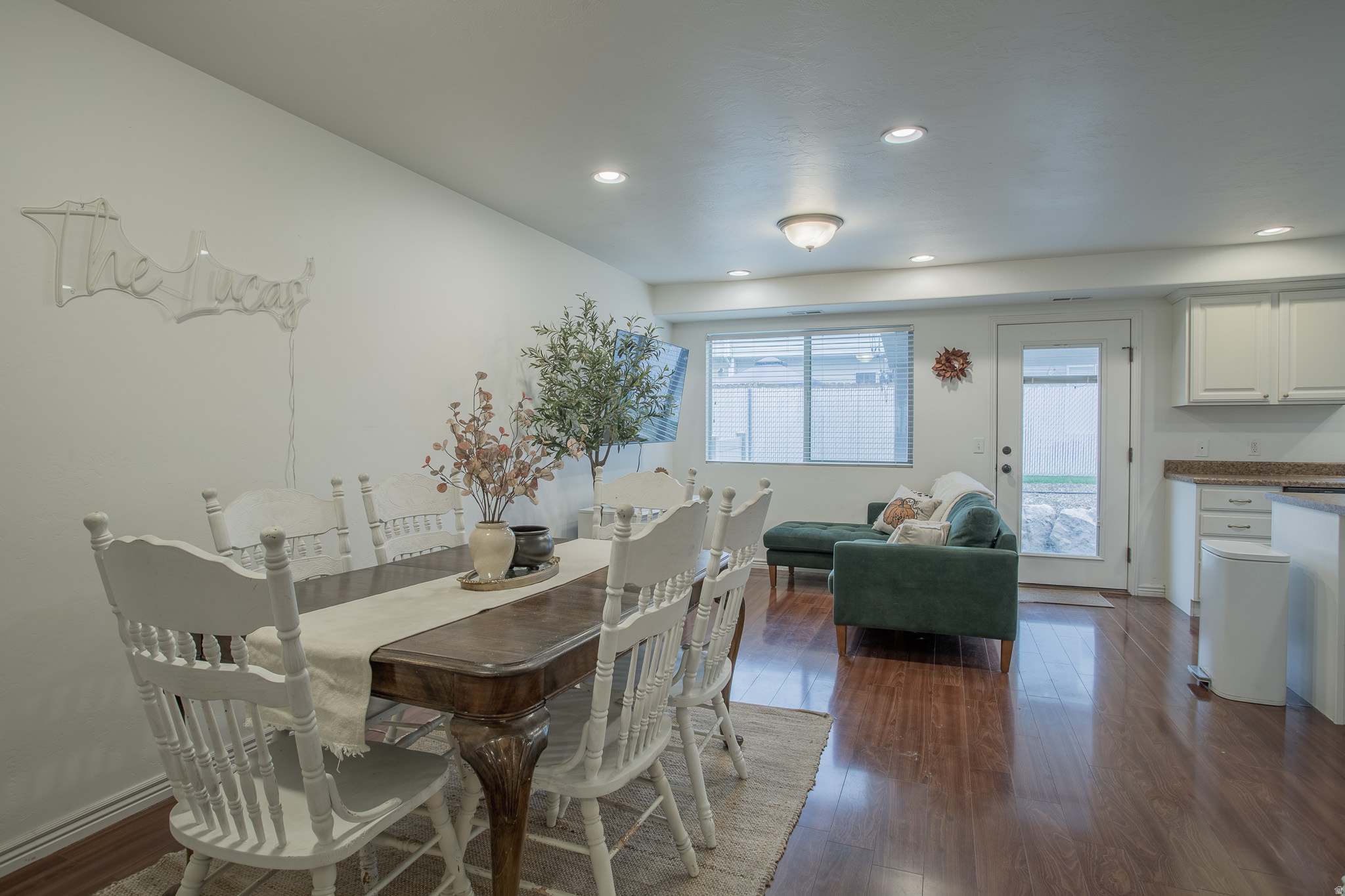 STONEY BROOK COTTAGE - Residential