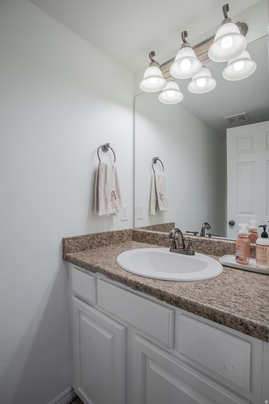 STONEY BROOK COTTAGE - Residential
