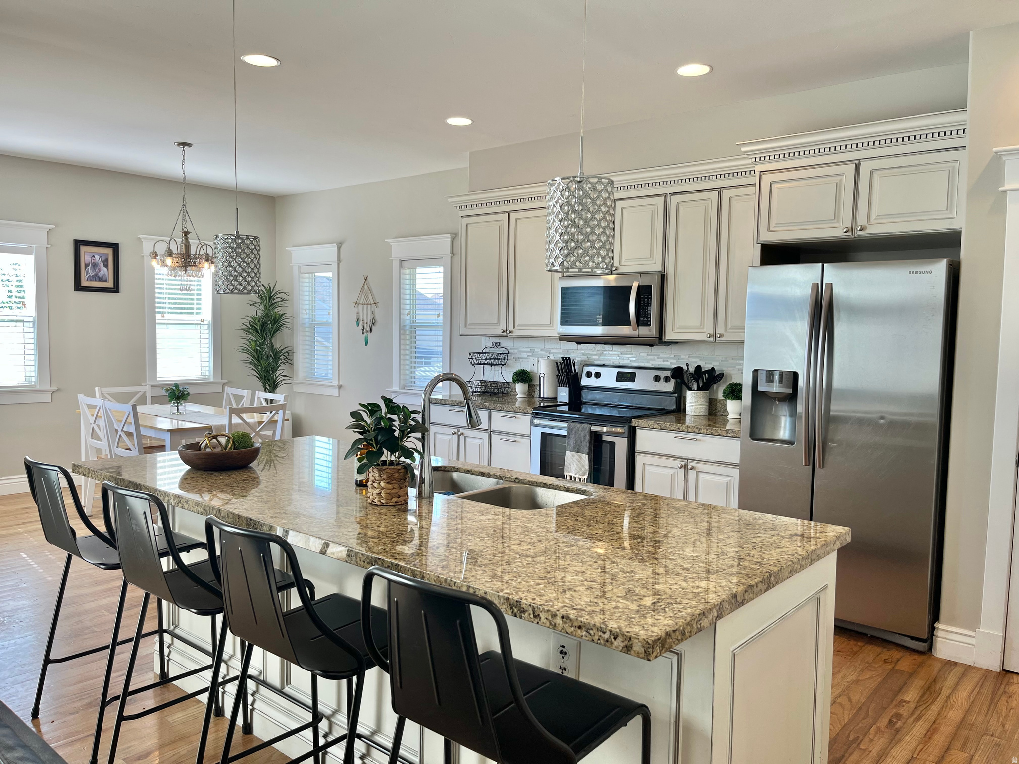 SKYLINE RIDGE - Residential