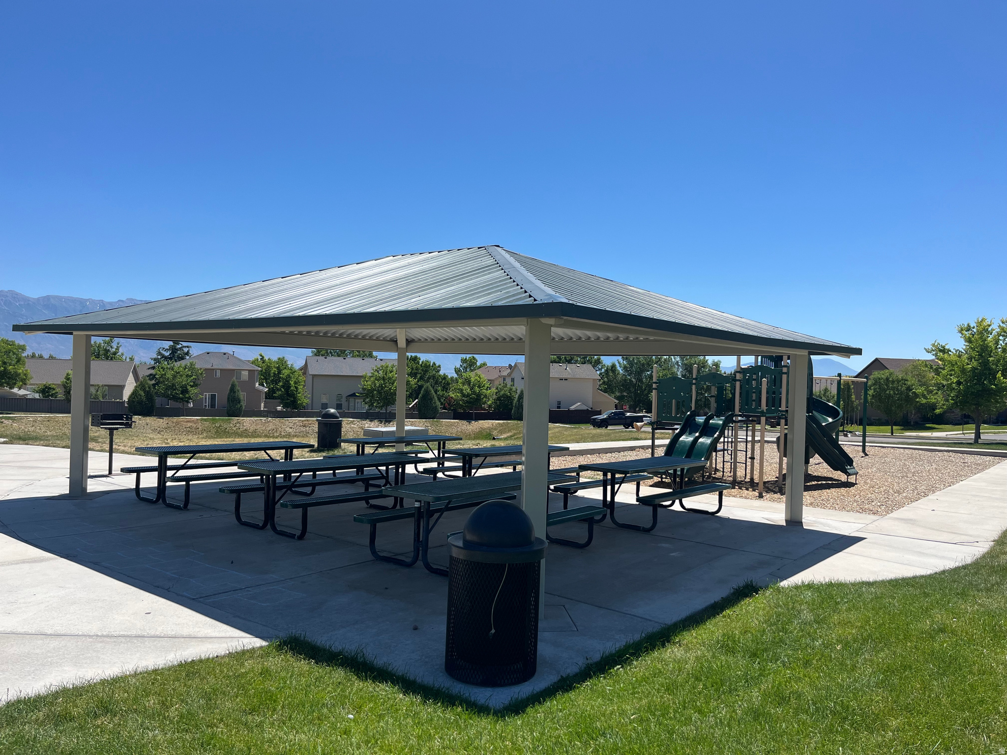 SKYLINE RIDGE - Residential