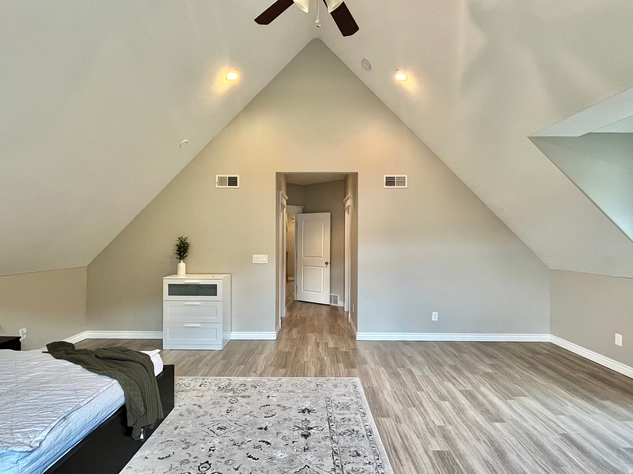 SKYLINE RIDGE - Residential