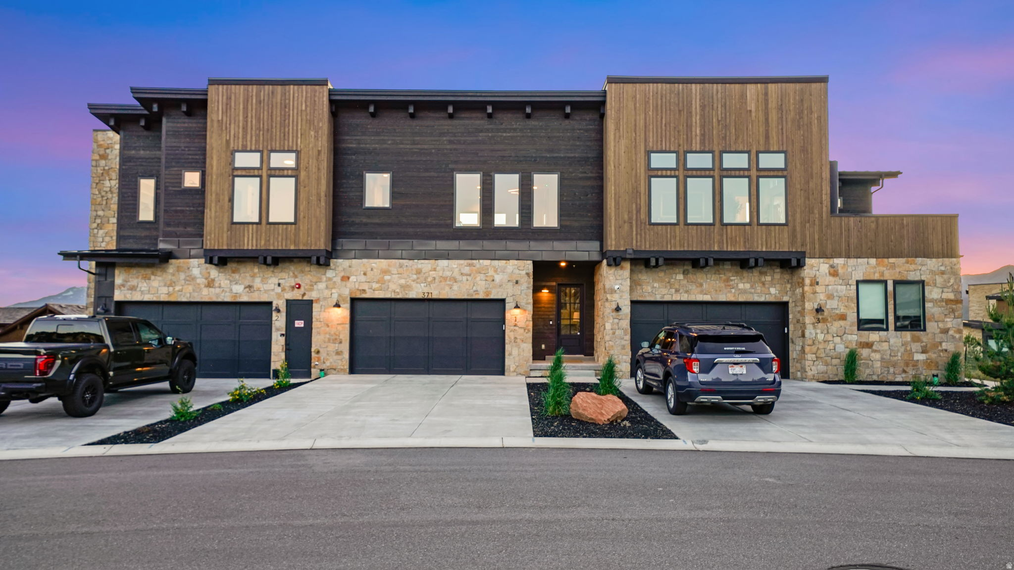 RED LEDGES - Residential