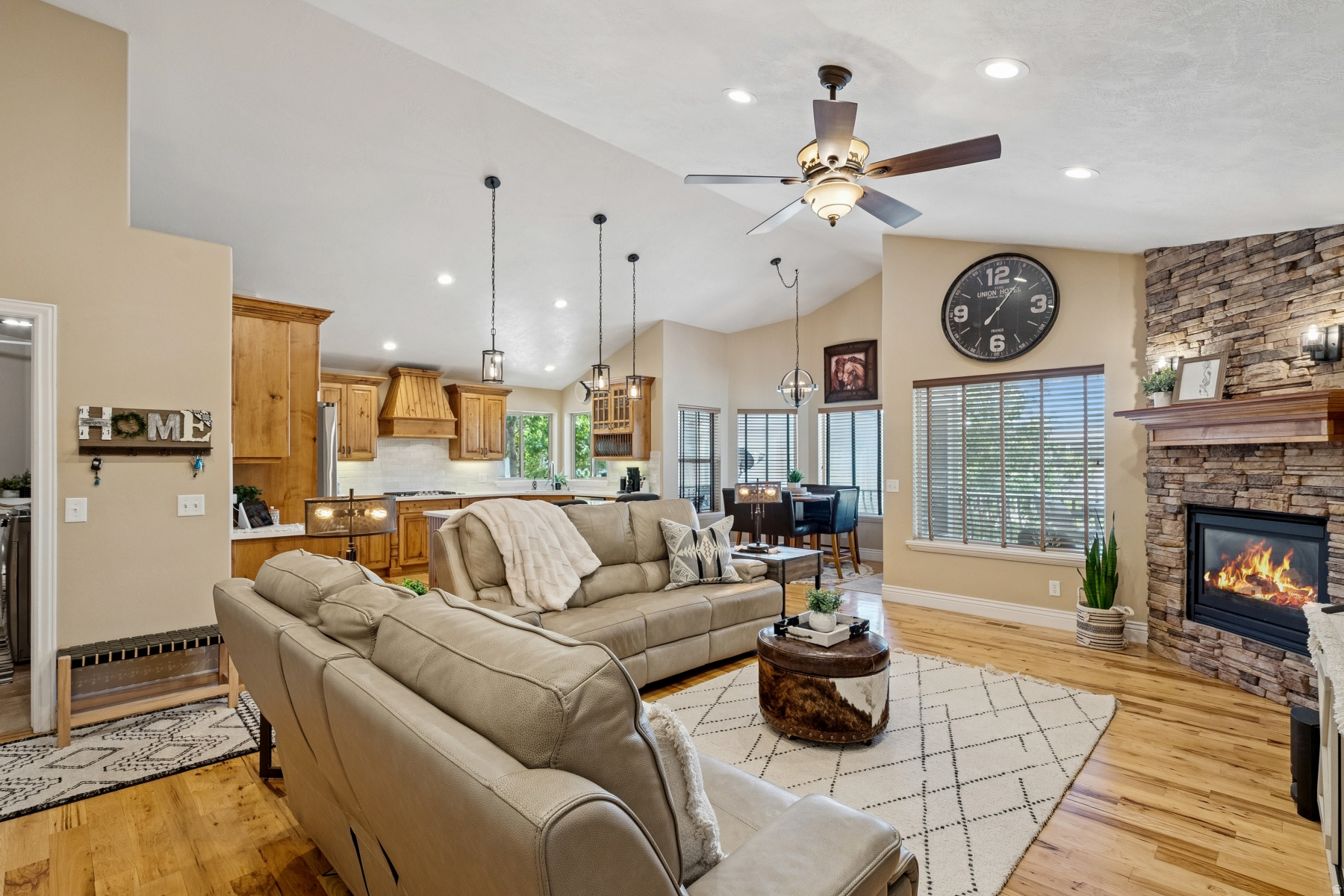 WILD WILLOW - Residential