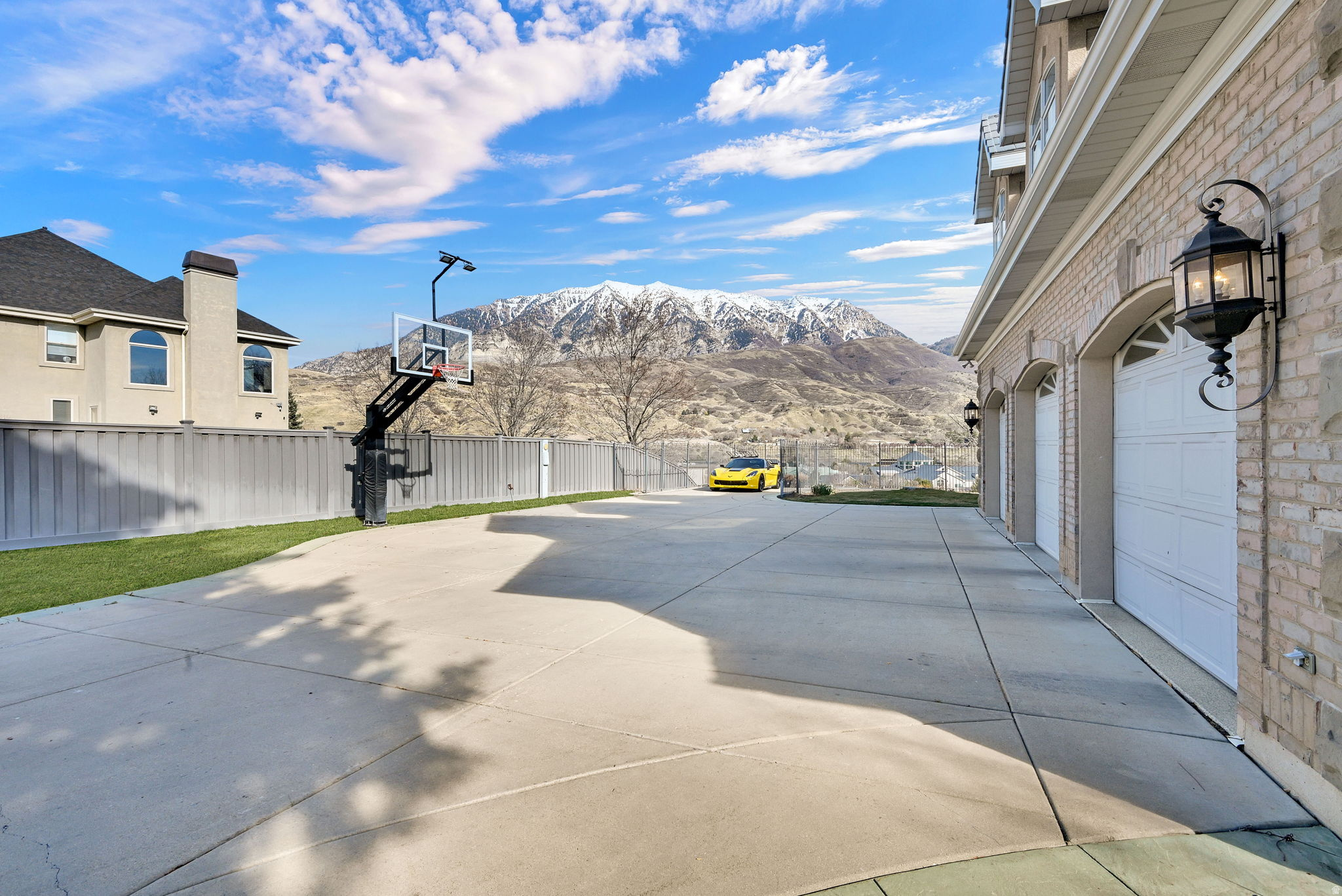 BELLA VISTA HEIGHTS - Residential