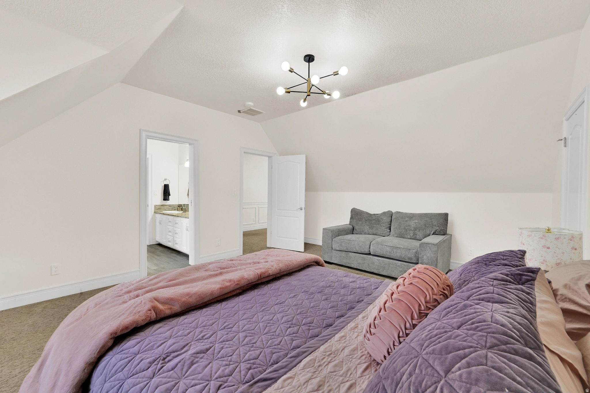 BELLA VISTA HEIGHTS - Residential