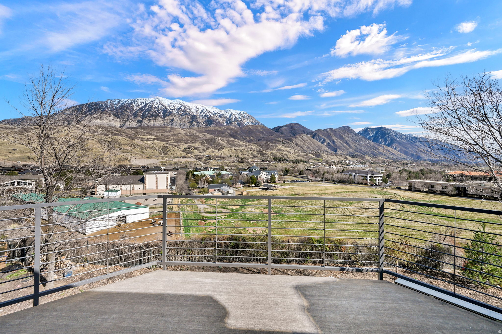 BELLA VISTA HEIGHTS - Residential