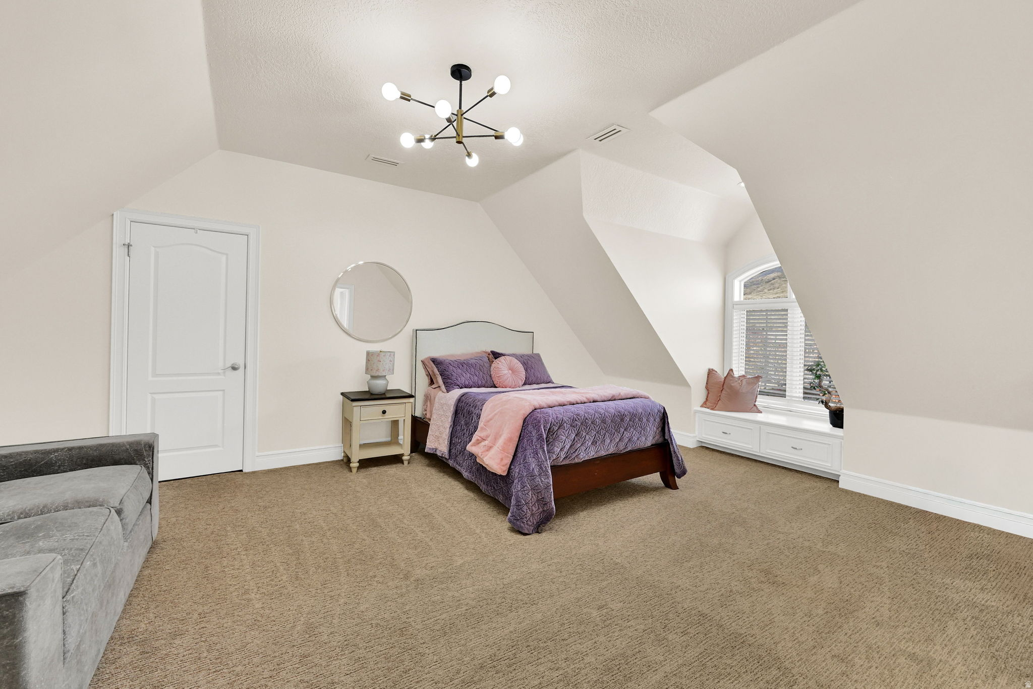 BELLA VISTA HEIGHTS - Residential