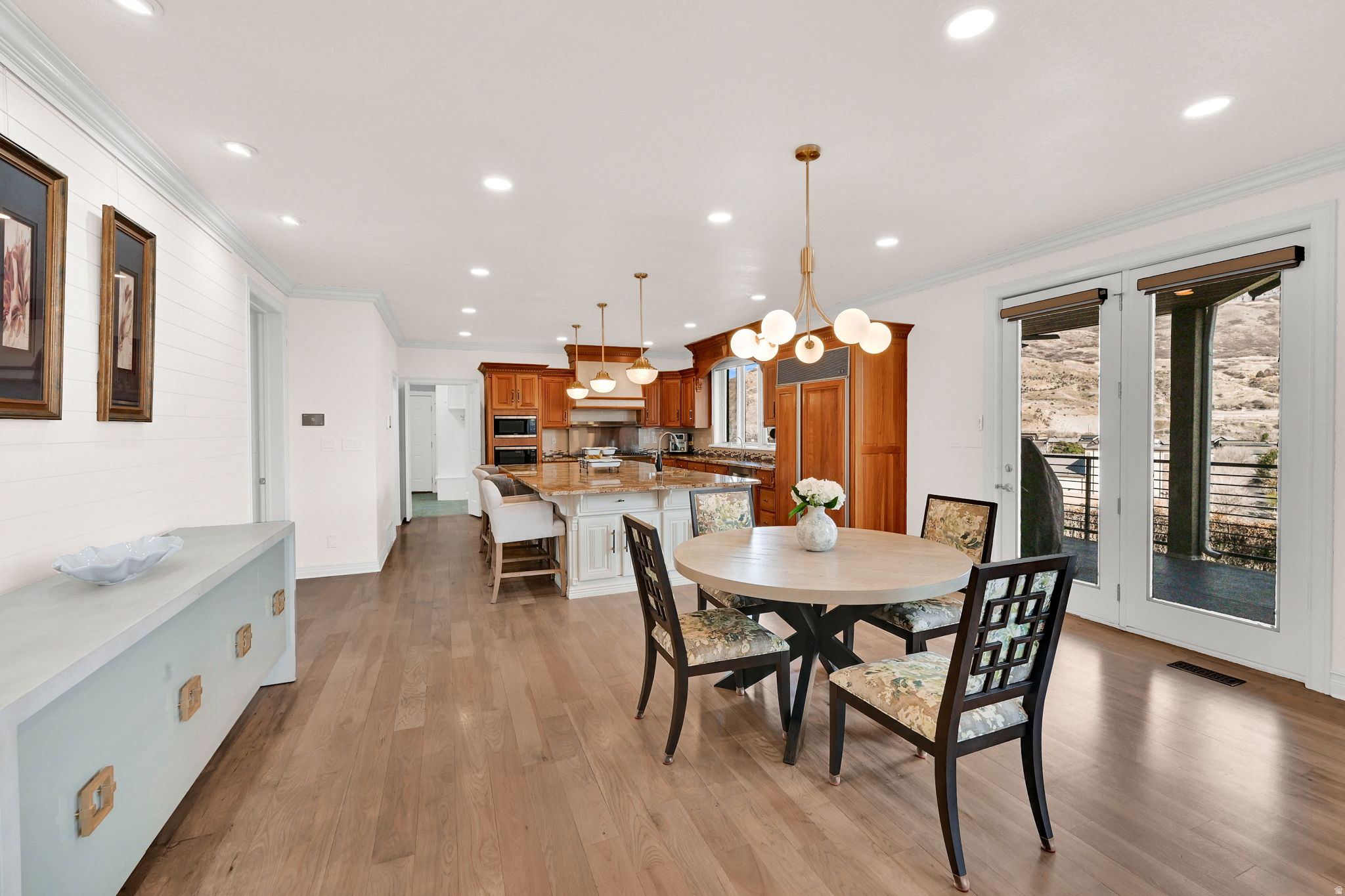 BELLA VISTA HEIGHTS - Residential