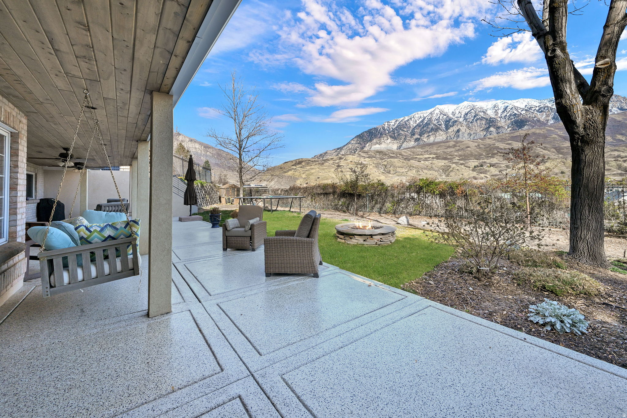 BELLA VISTA HEIGHTS - Residential