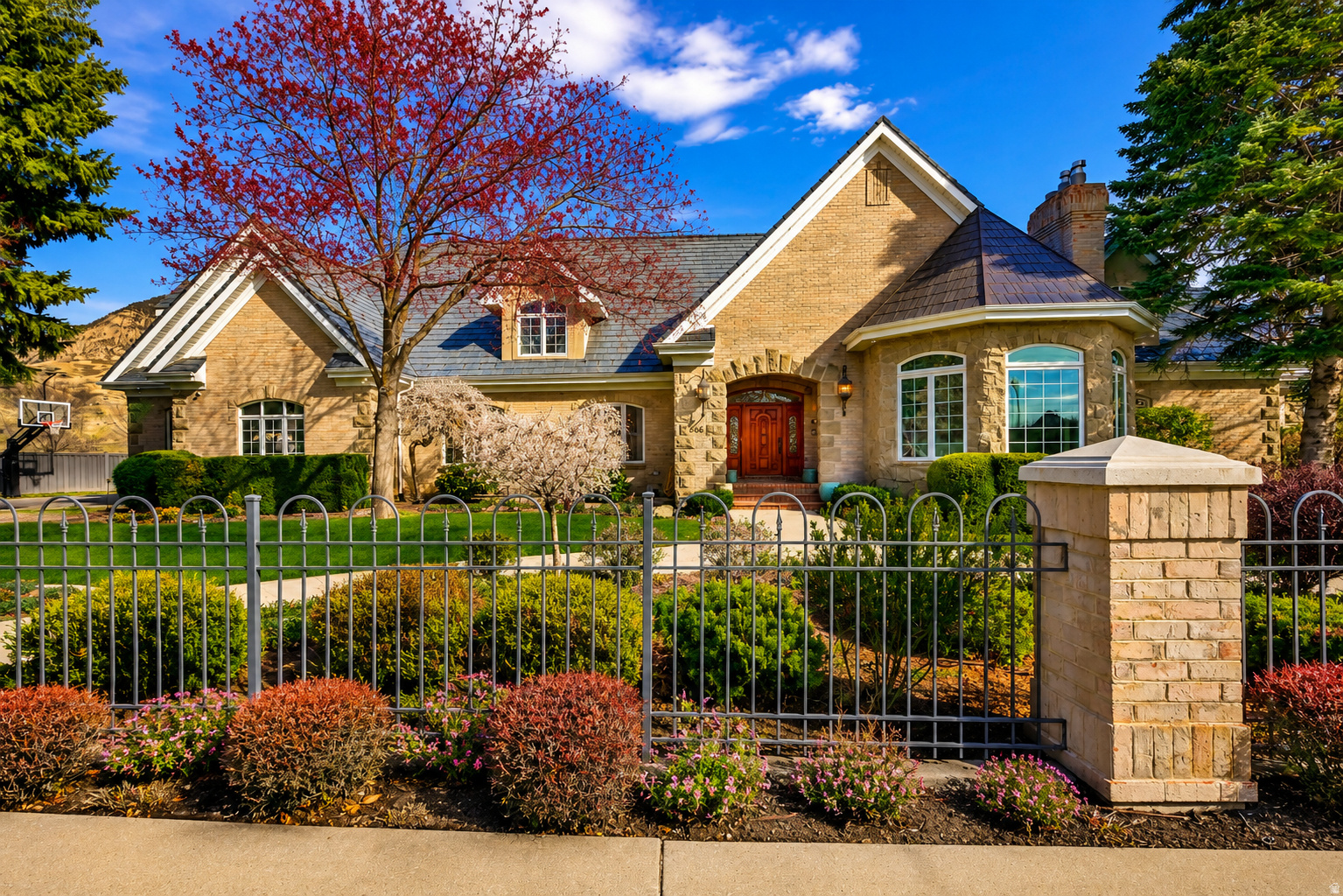 BELLA VISTA HEIGHTS - Residential
