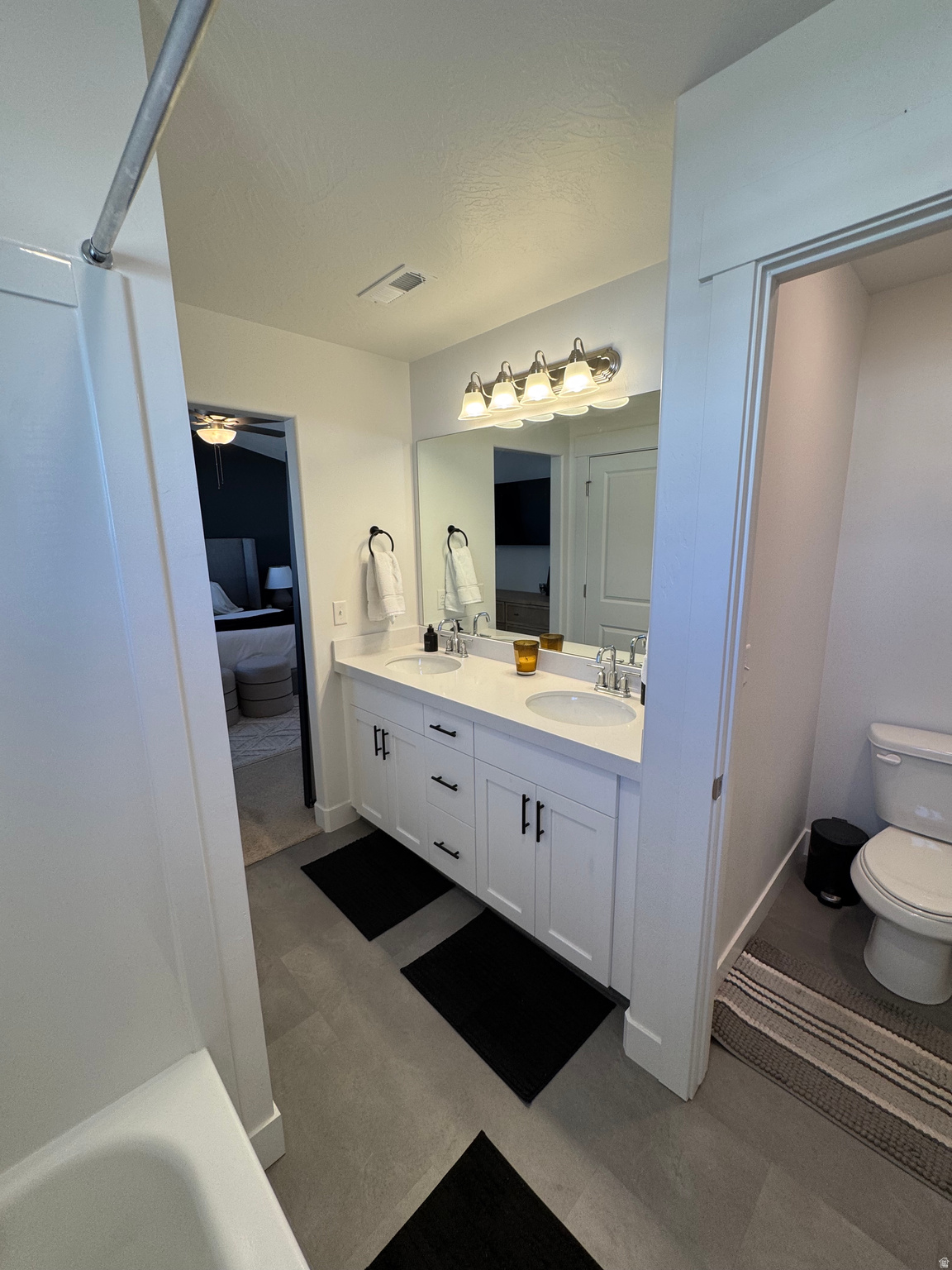SILVERLAKE - Residential