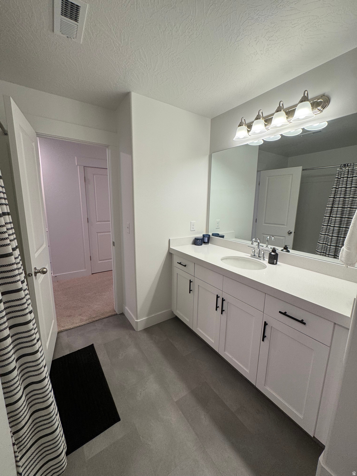 SILVERLAKE - Residential
