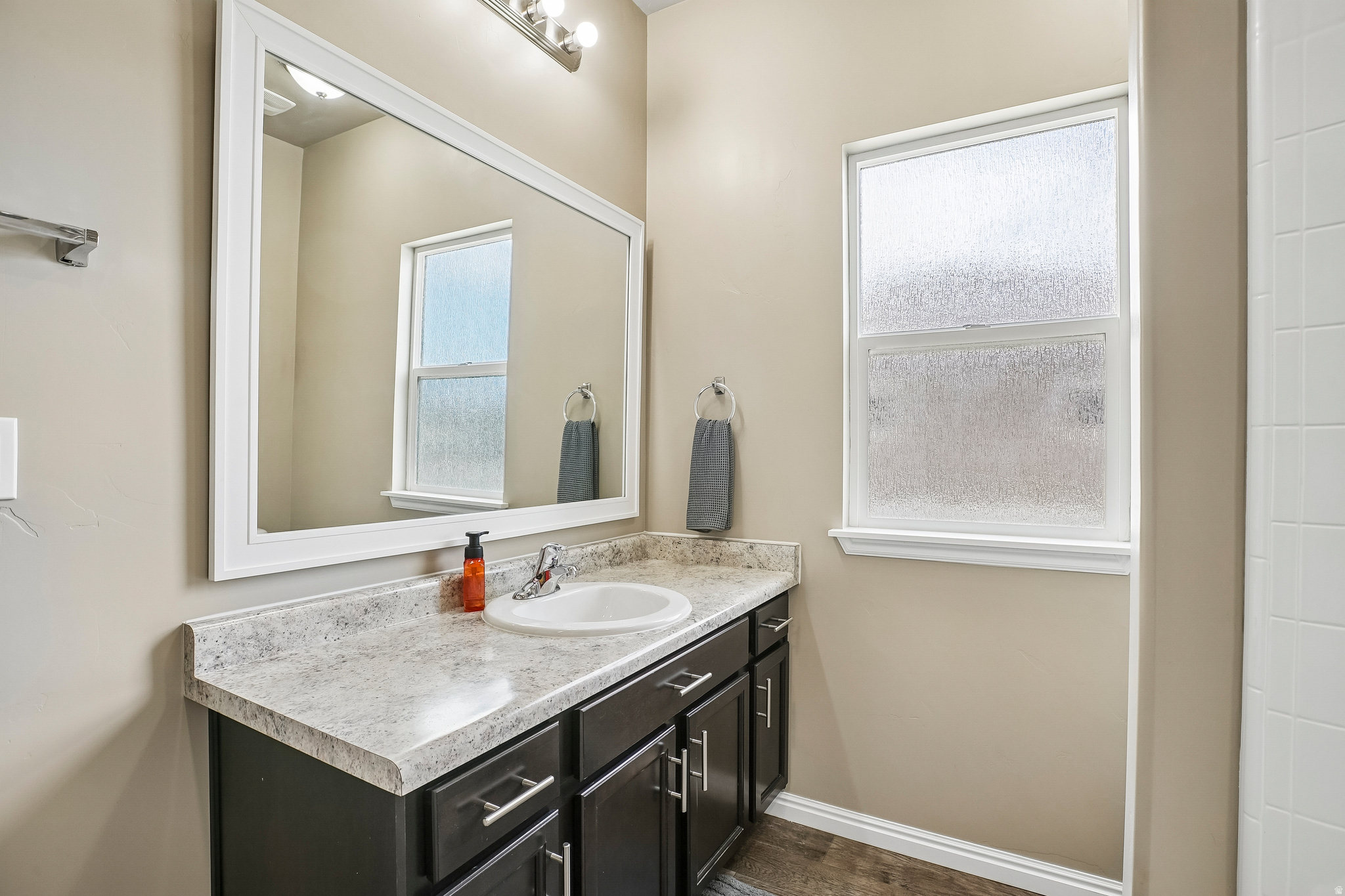 COTTONWOOD COVE - Residential
