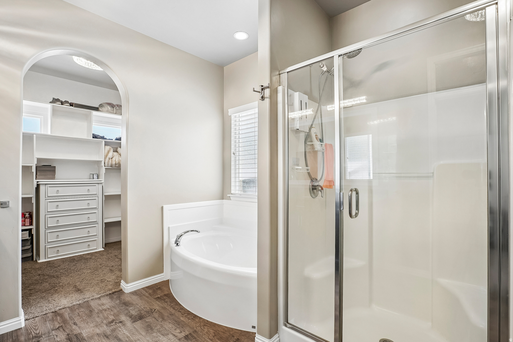 COTTONWOOD COVE - Residential