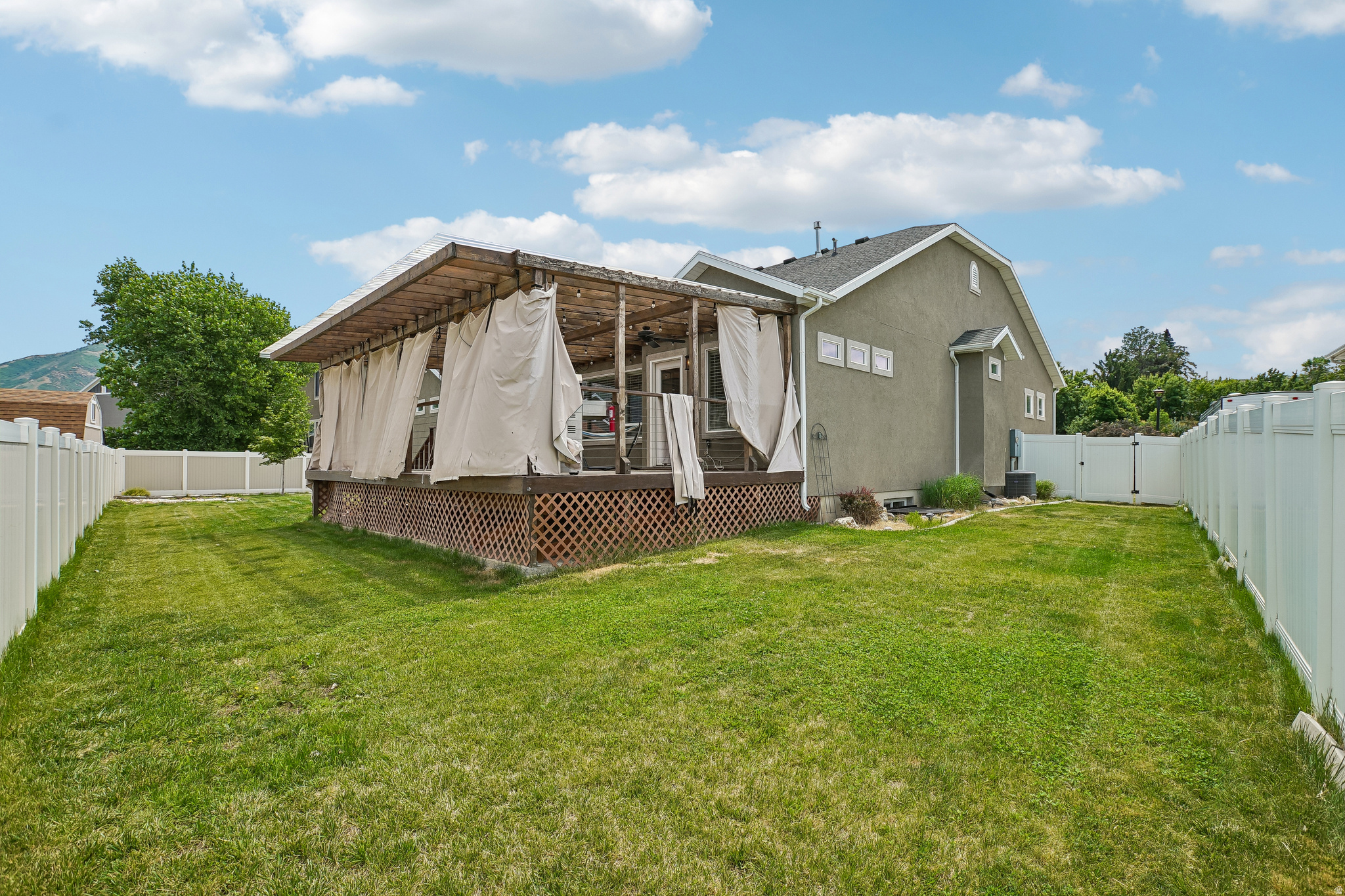 COTTONWOOD COVE - Residential