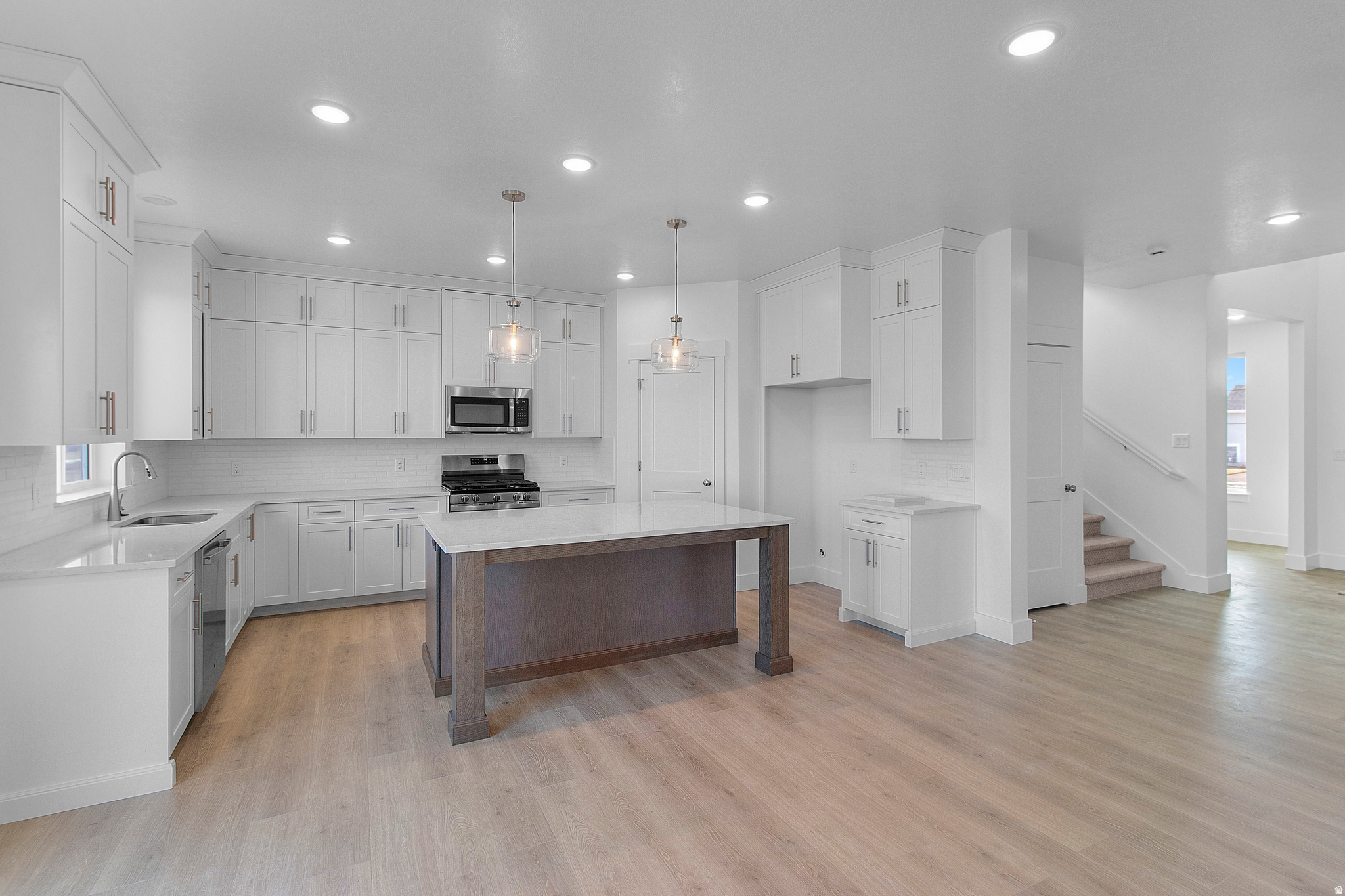 RIVER'S EDGE - Residential