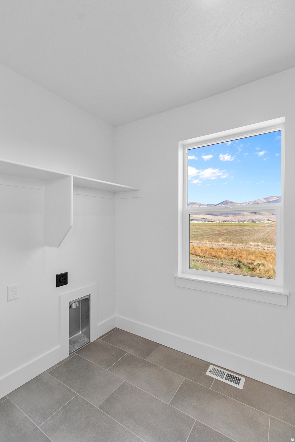 RIVER'S EDGE - Residential