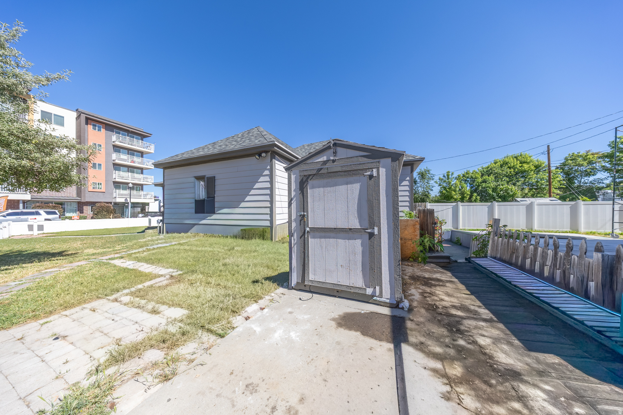 TINGLEYS 1ST - Residential