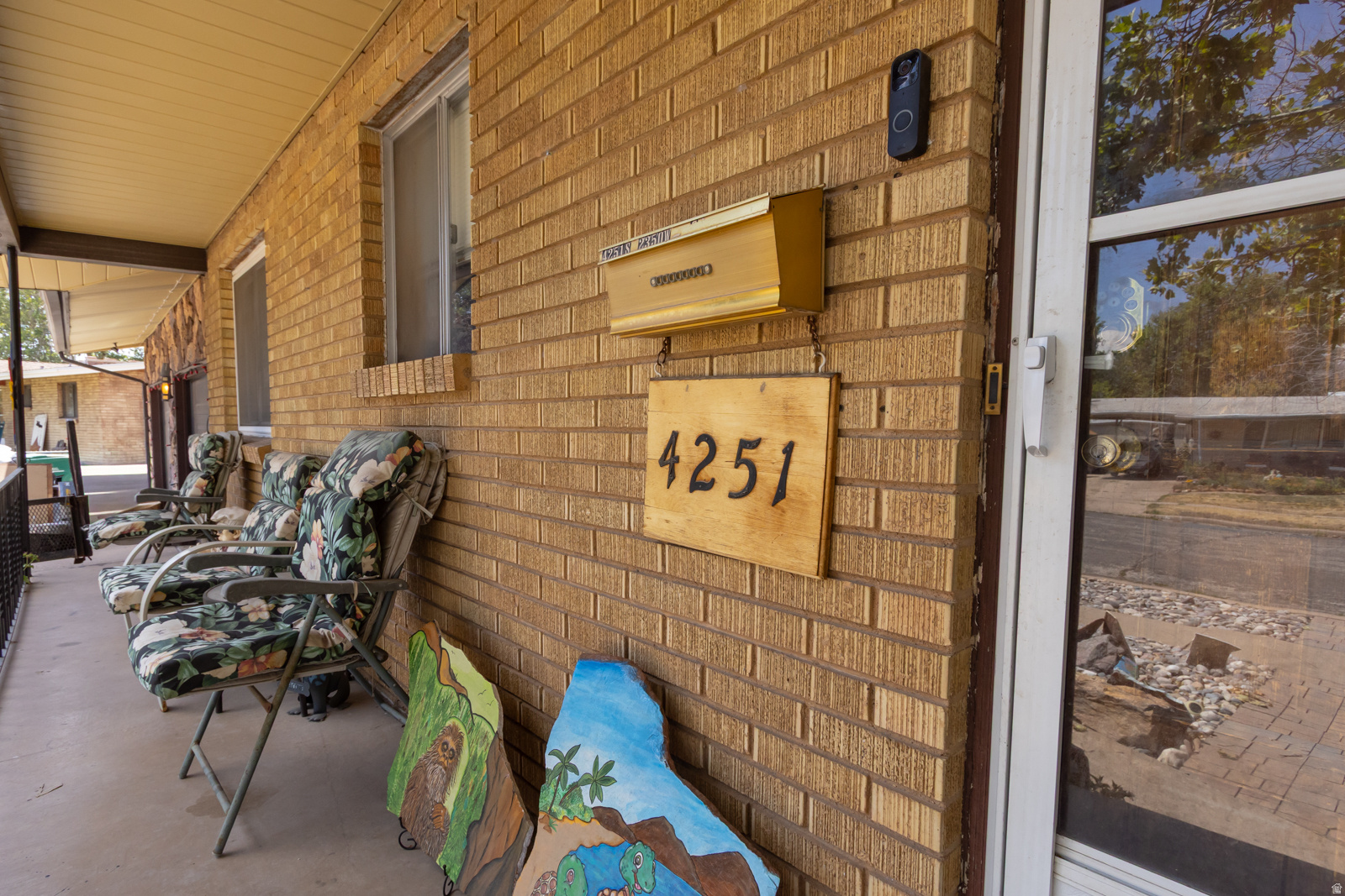 LEE-MESA - Residential