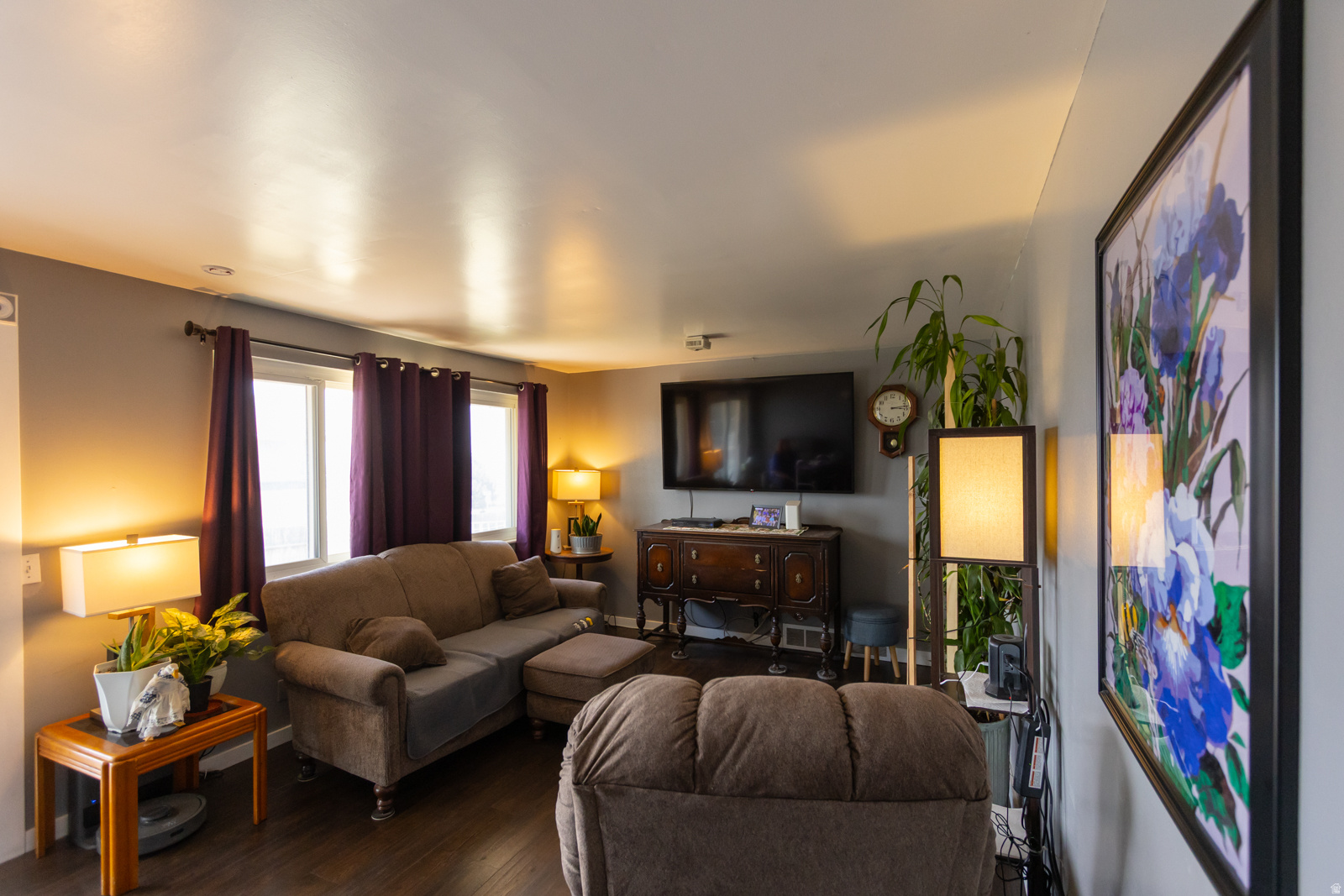 LEE-MESA - Residential