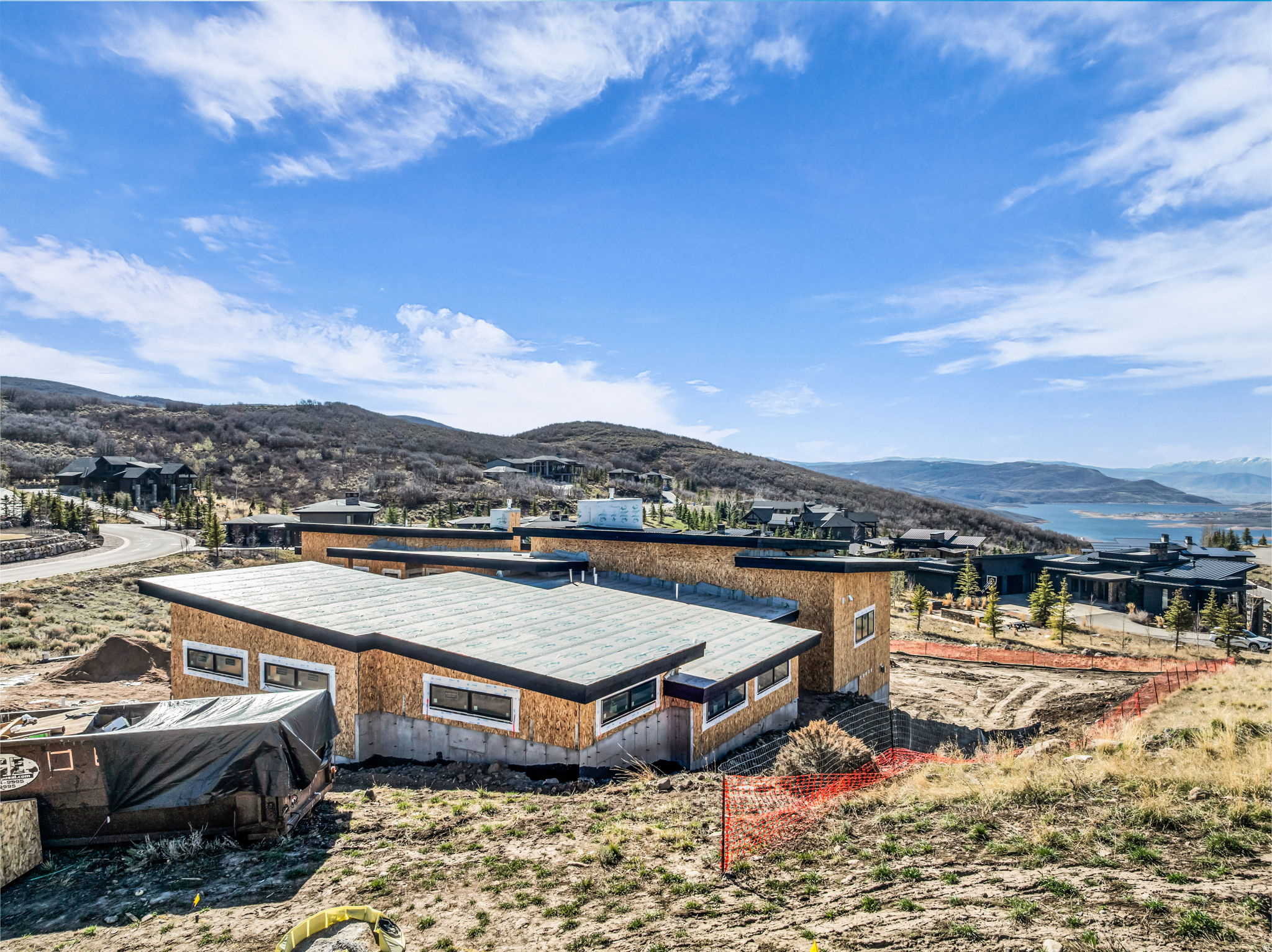 DEER VISTA - Residential