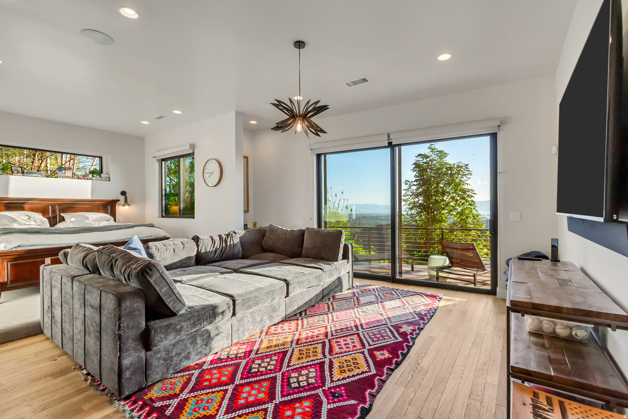 SHERWOOD HILLS - Residential