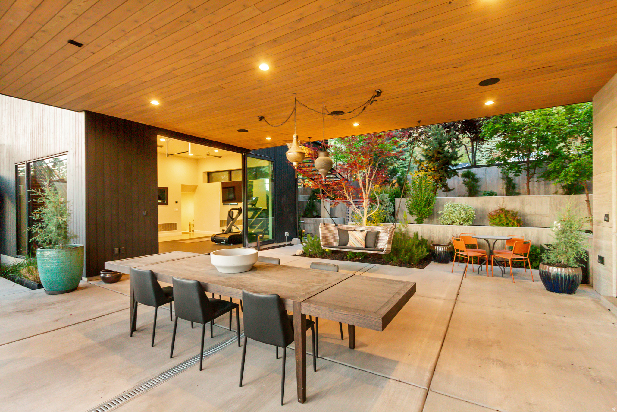 SHERWOOD HILLS - Residential