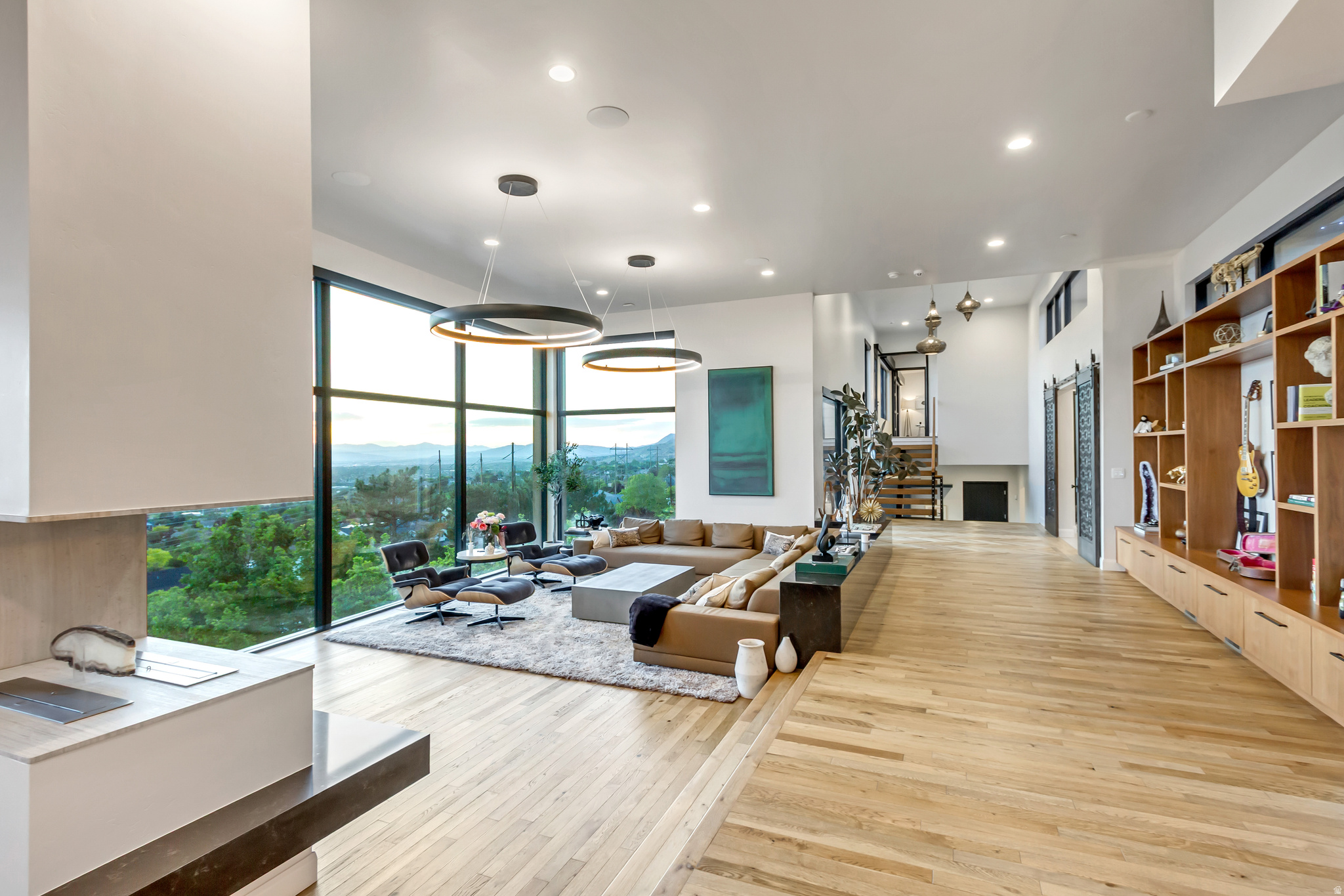 SHERWOOD HILLS - Residential