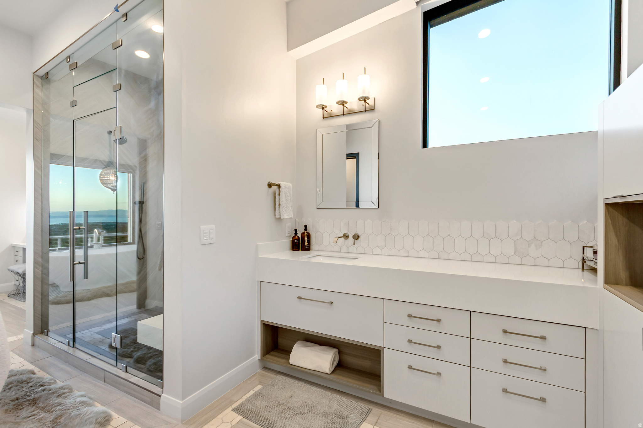SHERWOOD HILLS - Residential