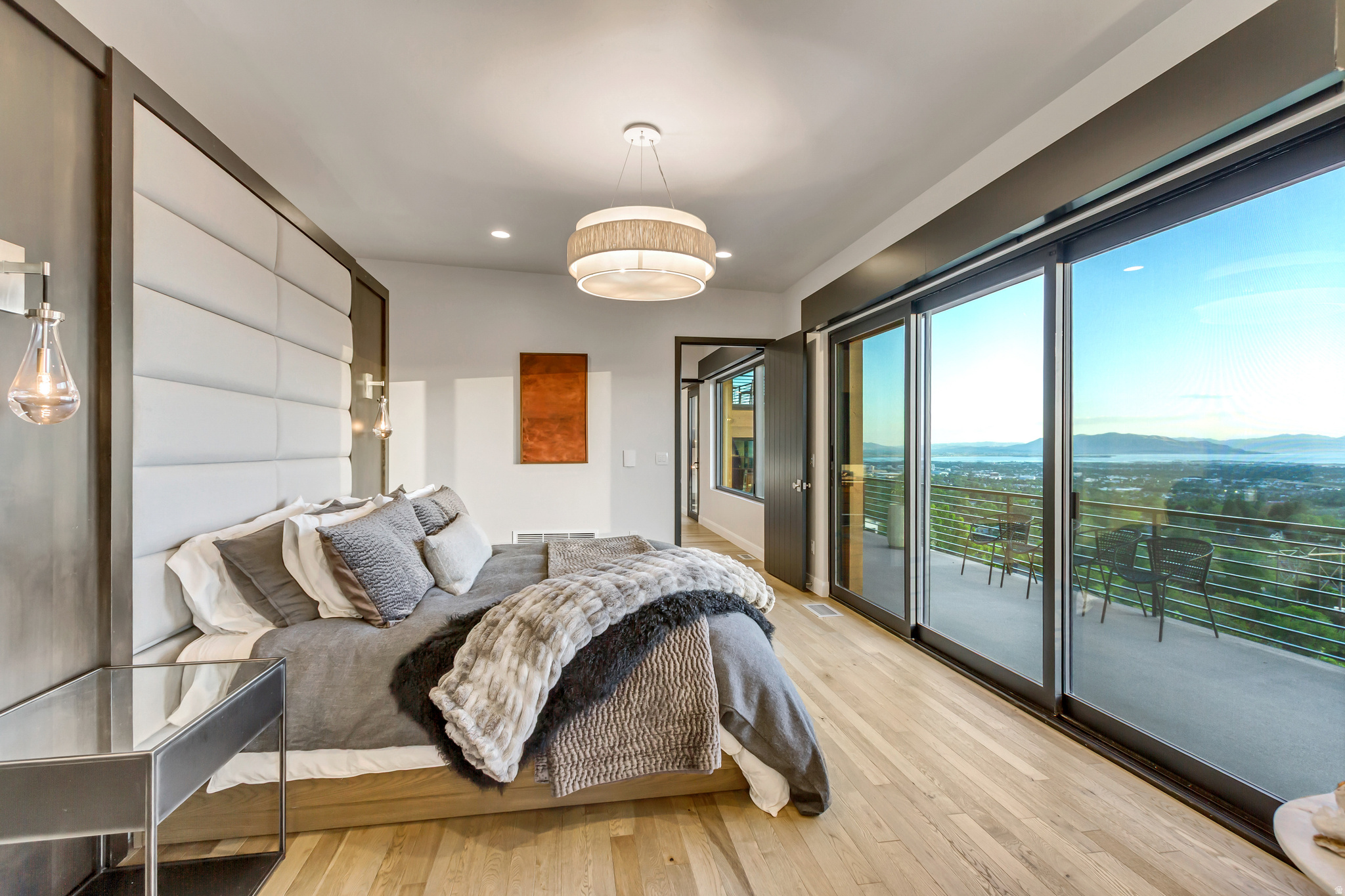 SHERWOOD HILLS - Residential
