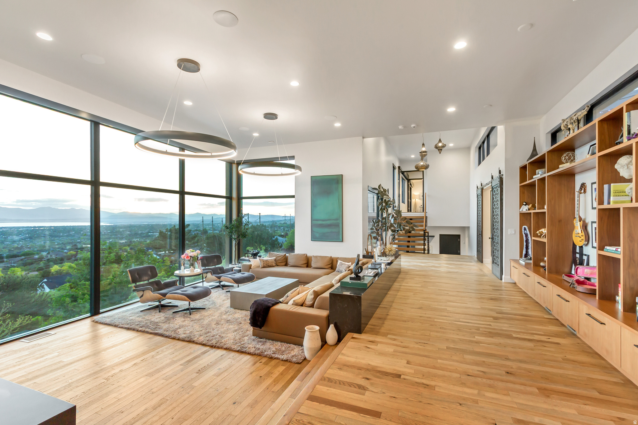 SHERWOOD HILLS - Residential
