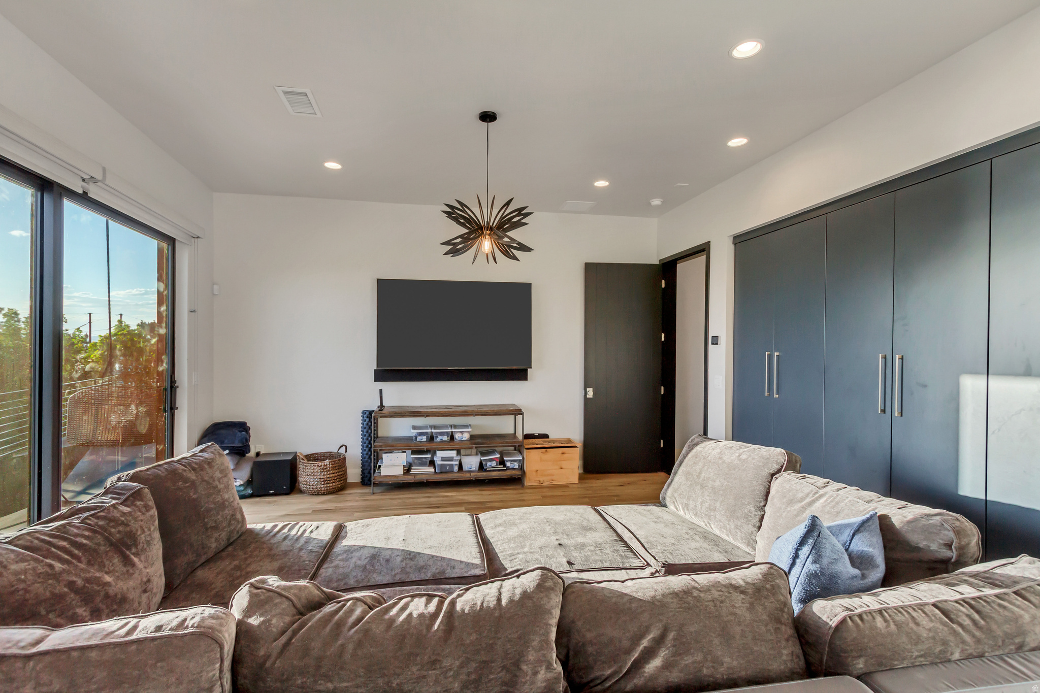 SHERWOOD HILLS - Residential