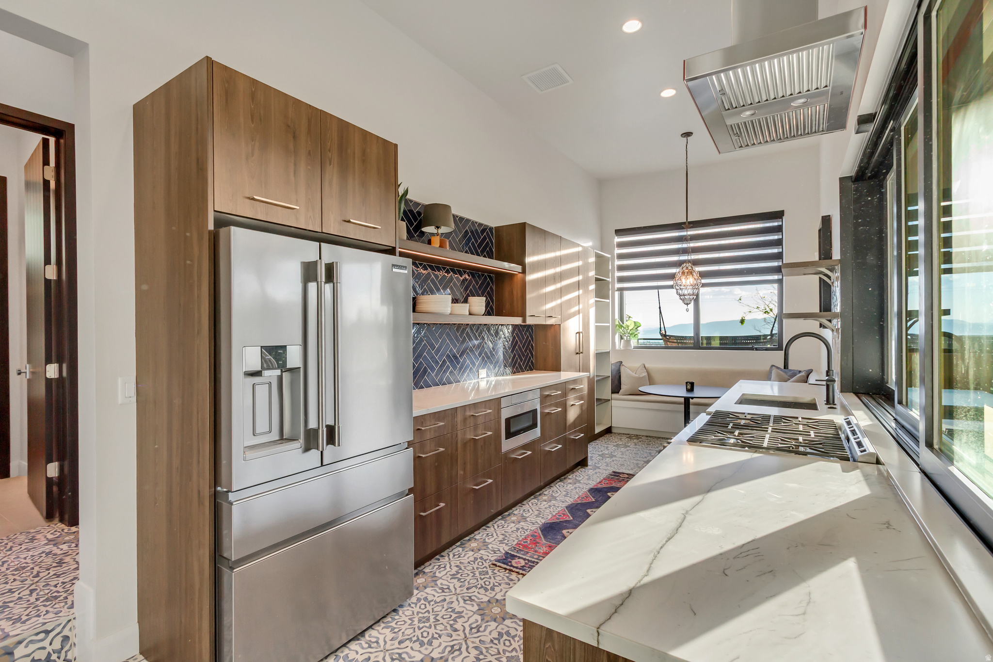 SHERWOOD HILLS - Residential