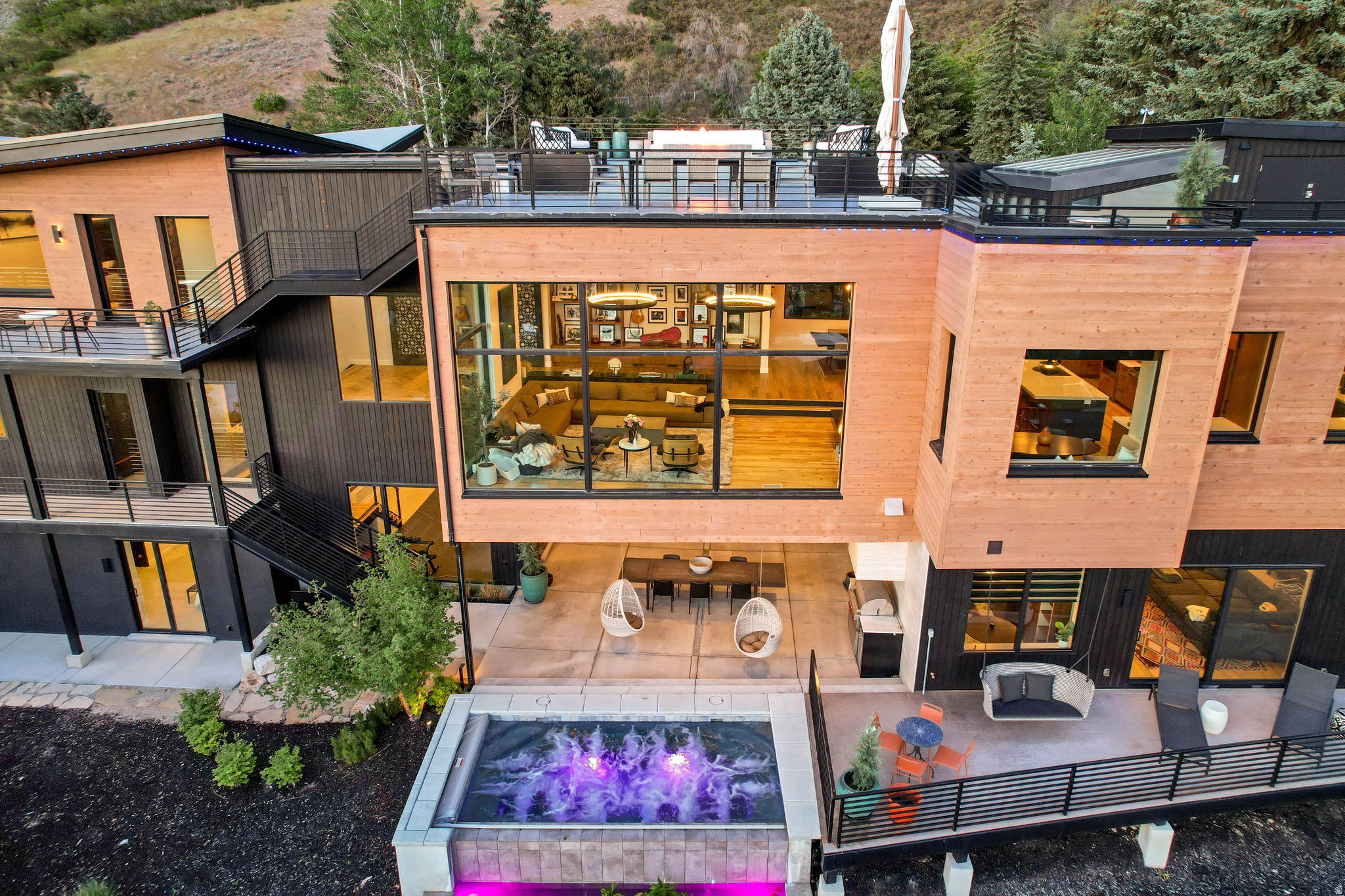SHERWOOD HILLS - Residential