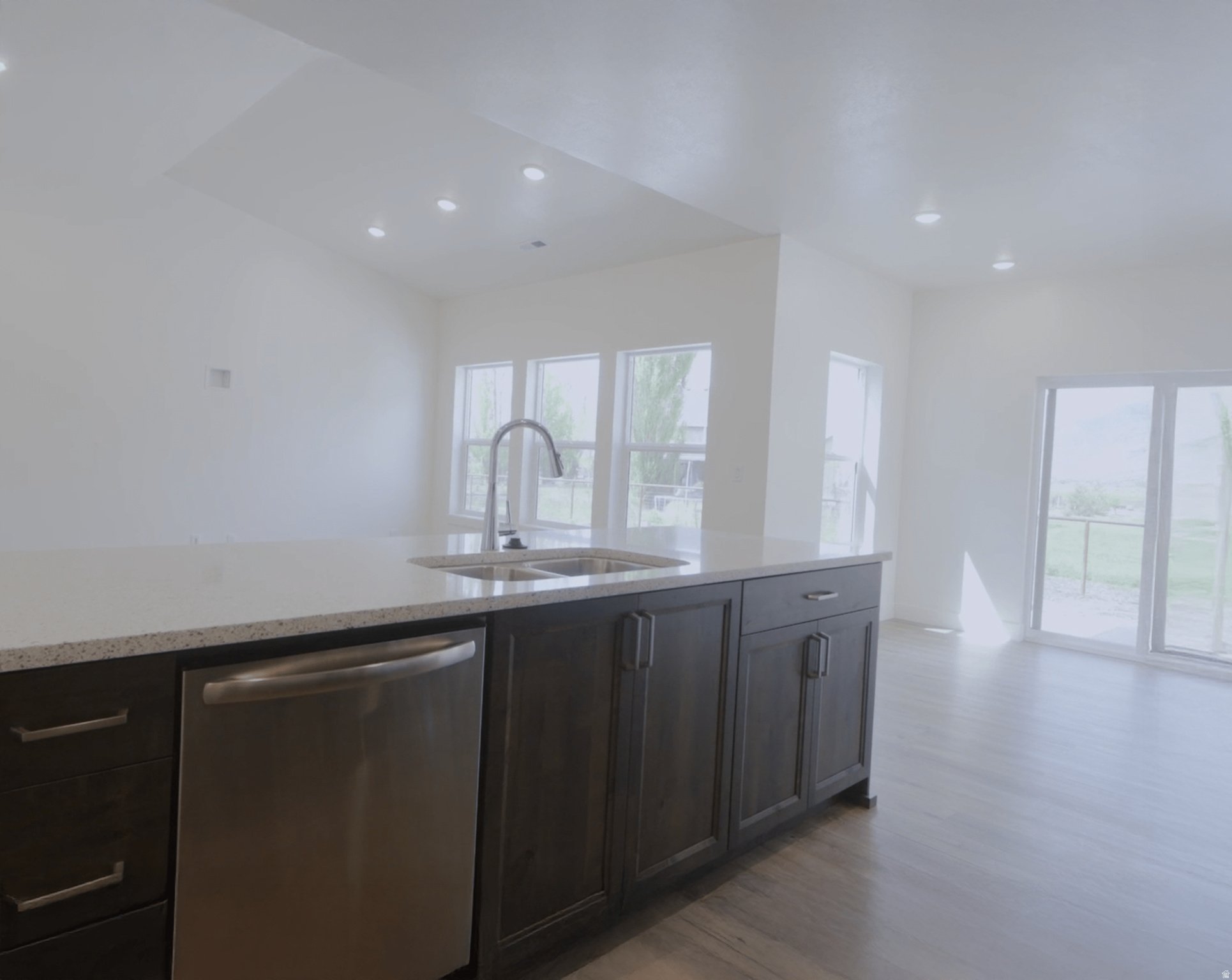 MT STERLING FARMS - Residential