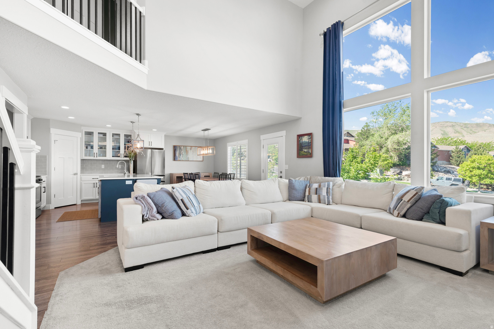MOUNTAIN HEIGHTS AT ROSECREST - Residential