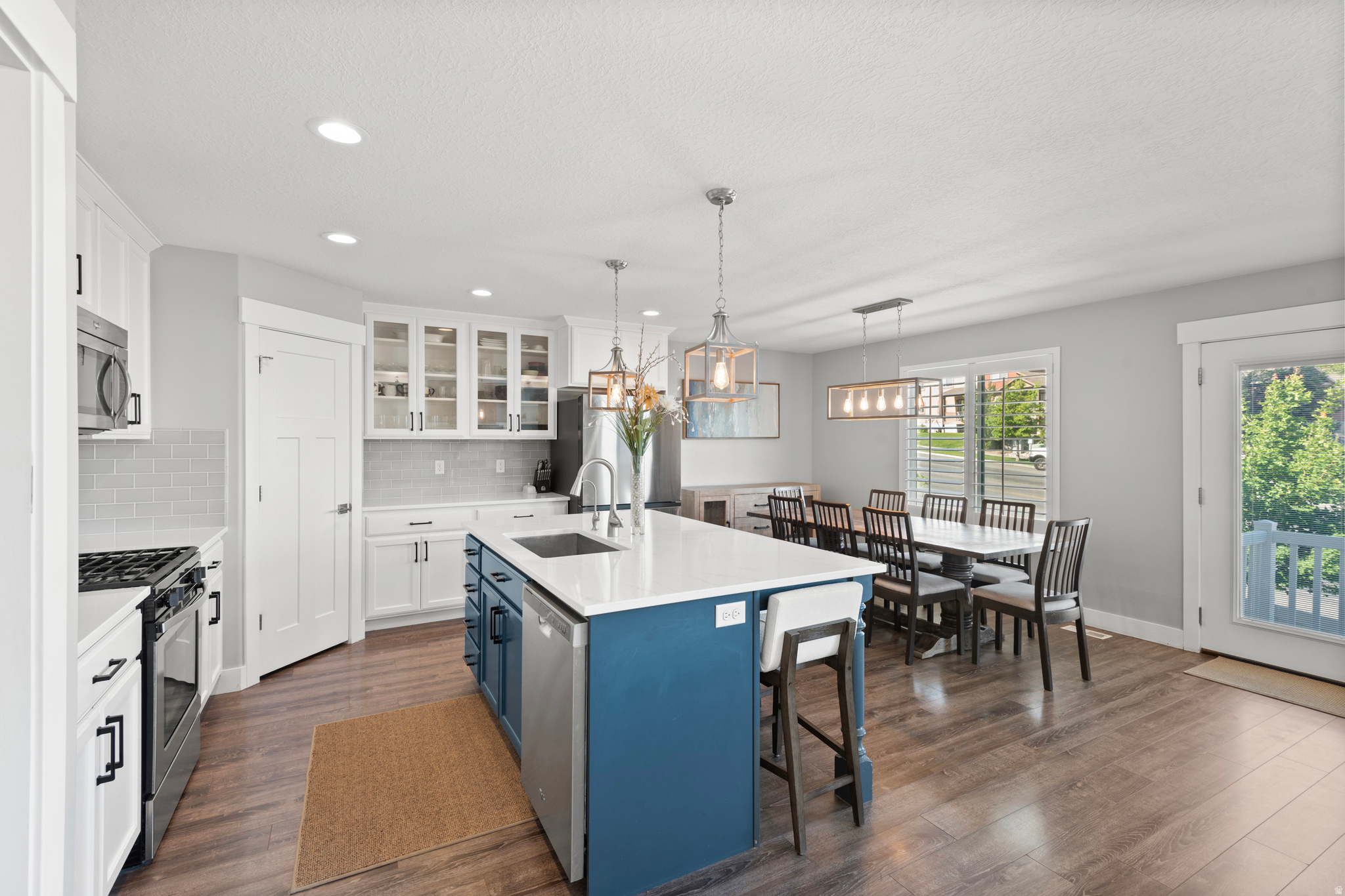 MOUNTAIN HEIGHTS AT ROSECREST - Residential