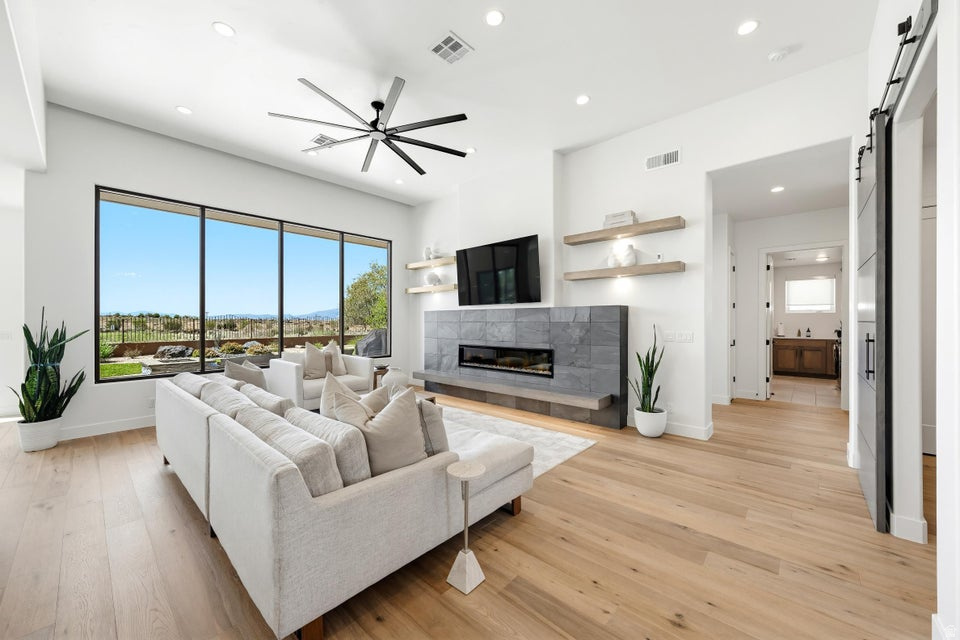 LEDGES OF ST GEORGE PH 1 AMD - Residential