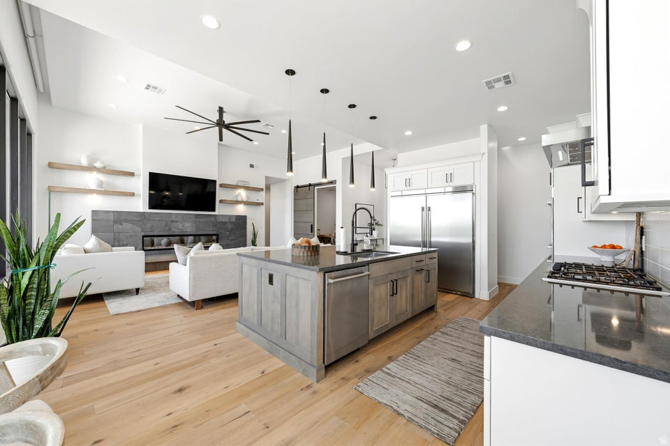 LEDGES OF ST GEORGE PH 1 AMD - Residential