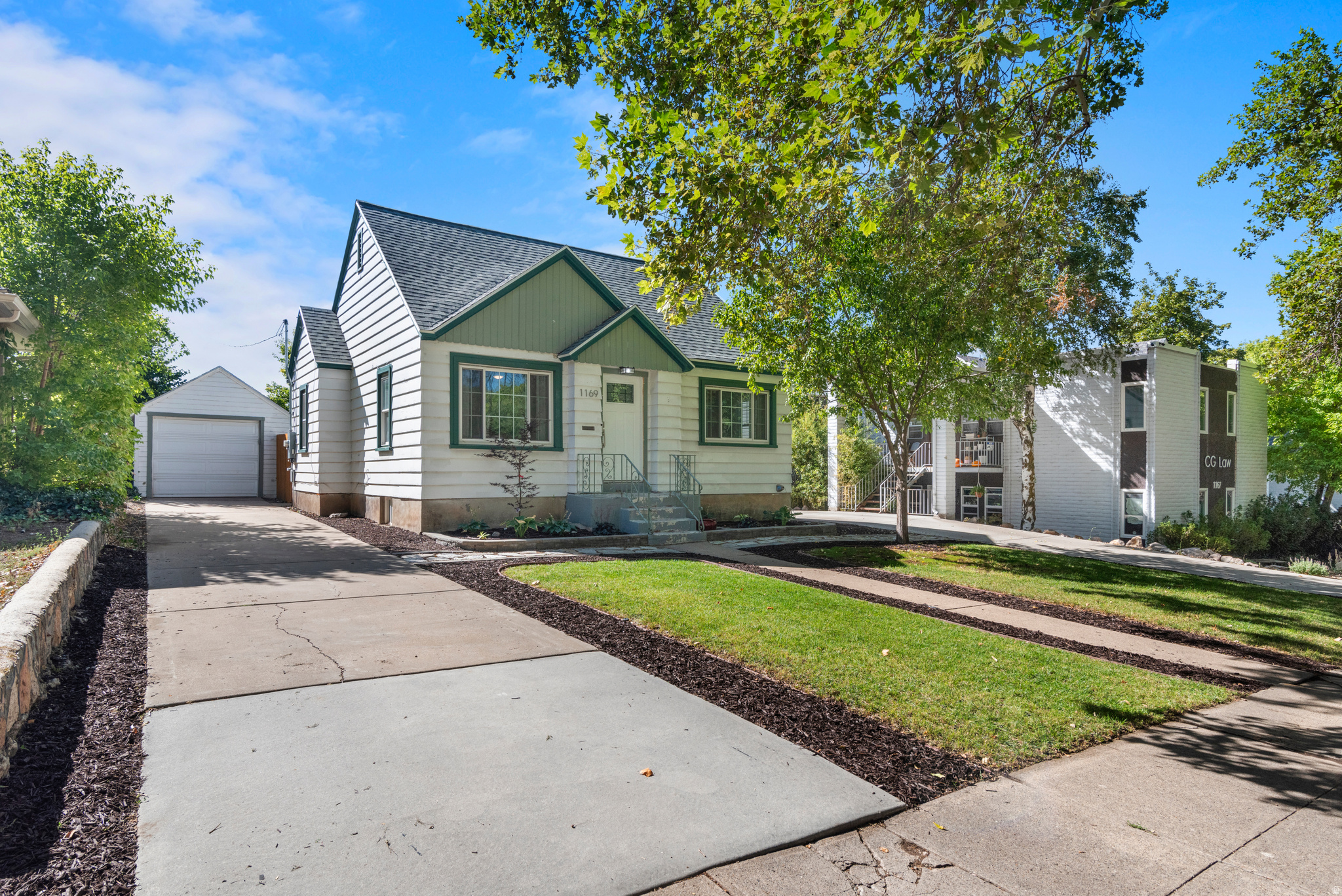 CAPITOL BLOCK - Residential
