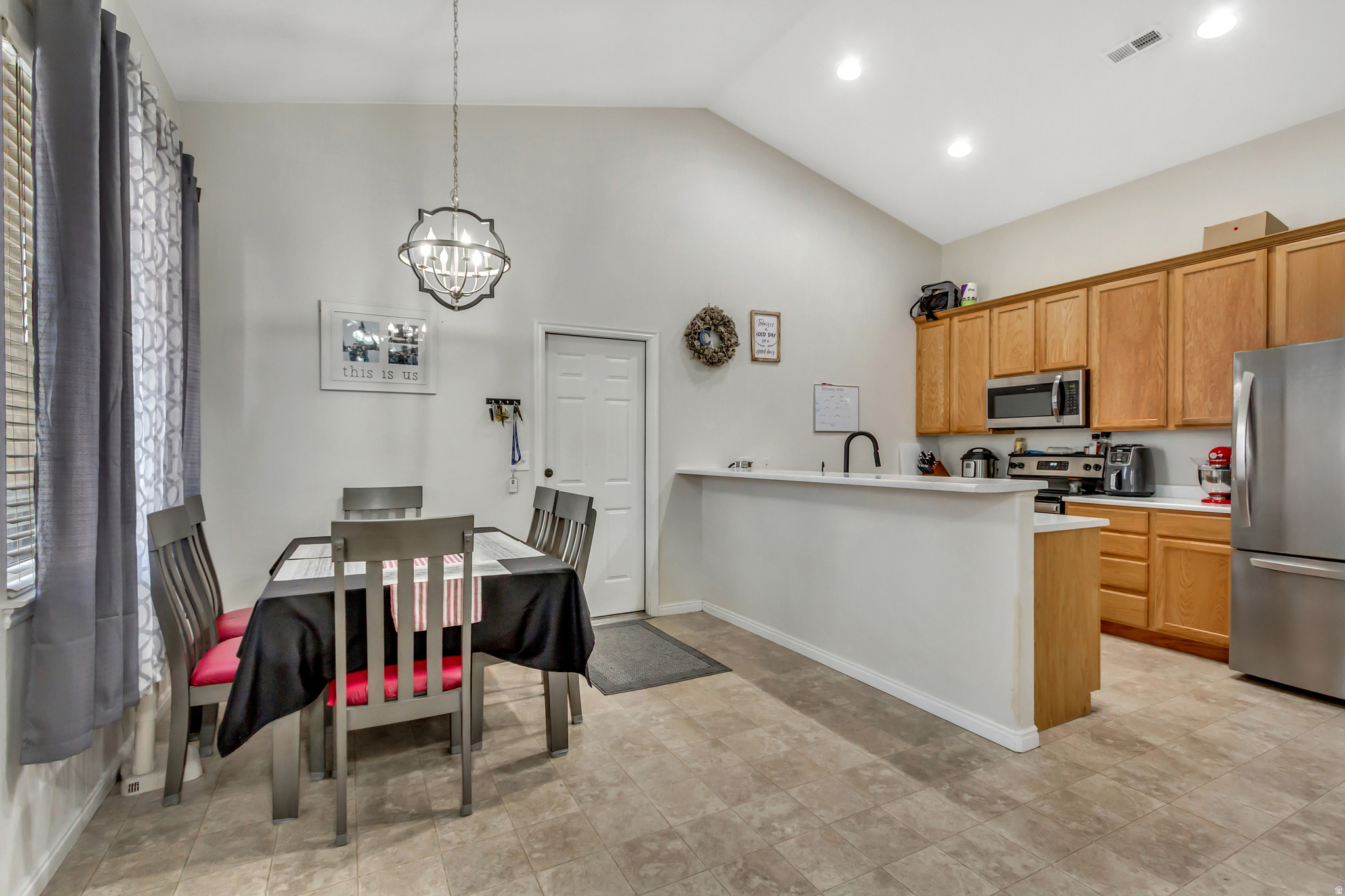 TOWNS AT HUNTER VILLAGE - Residential