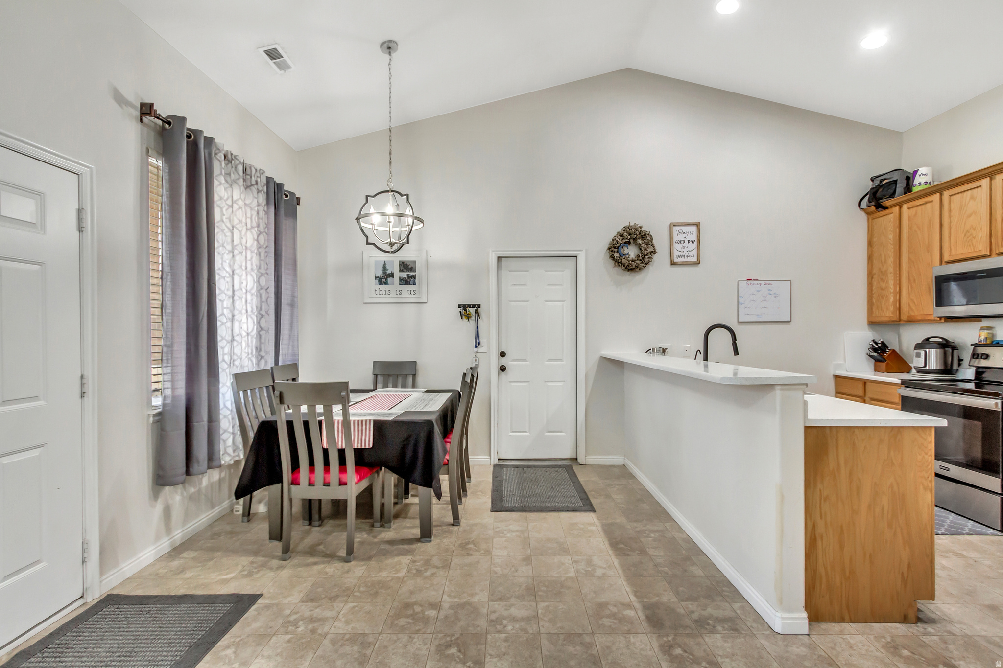 TOWNS AT HUNTER VILLAGE - Residential