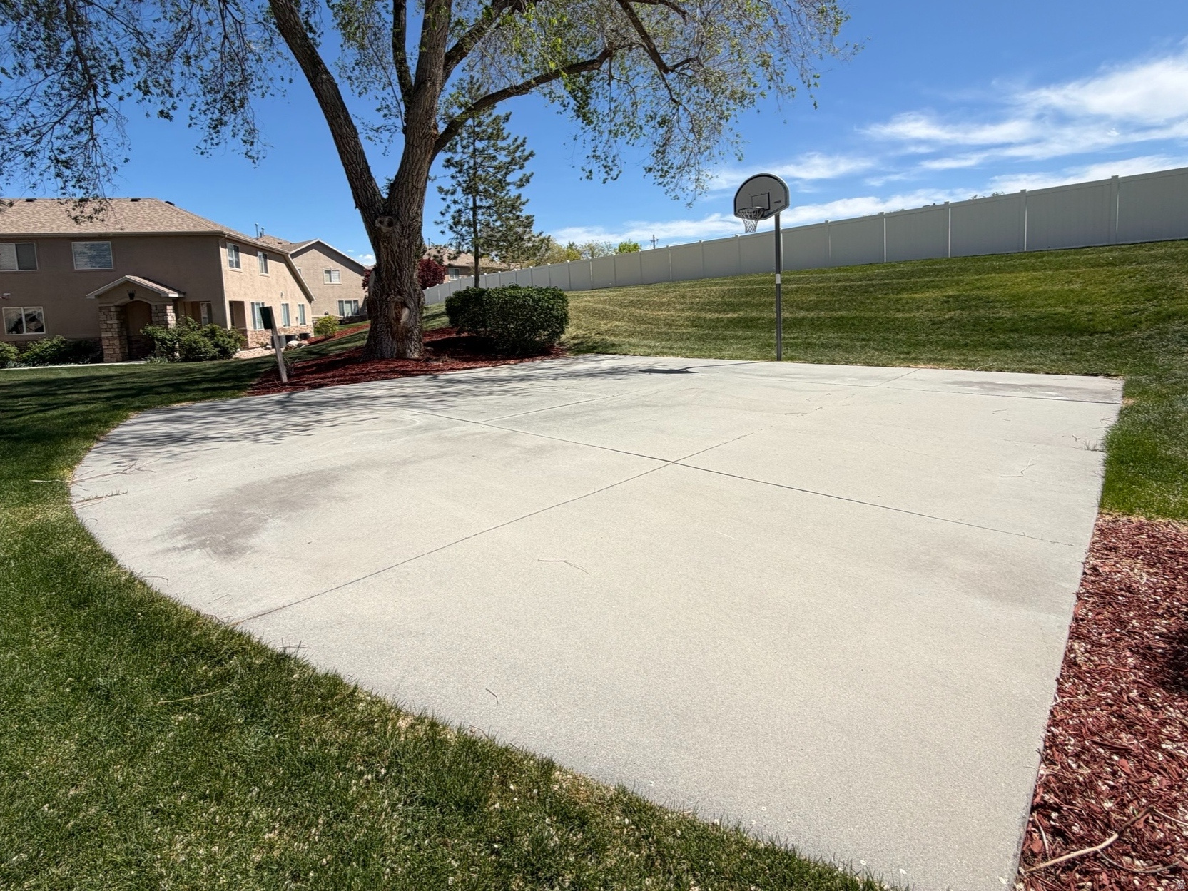 TOWNS AT HUNTER VILLAGE - Residential
