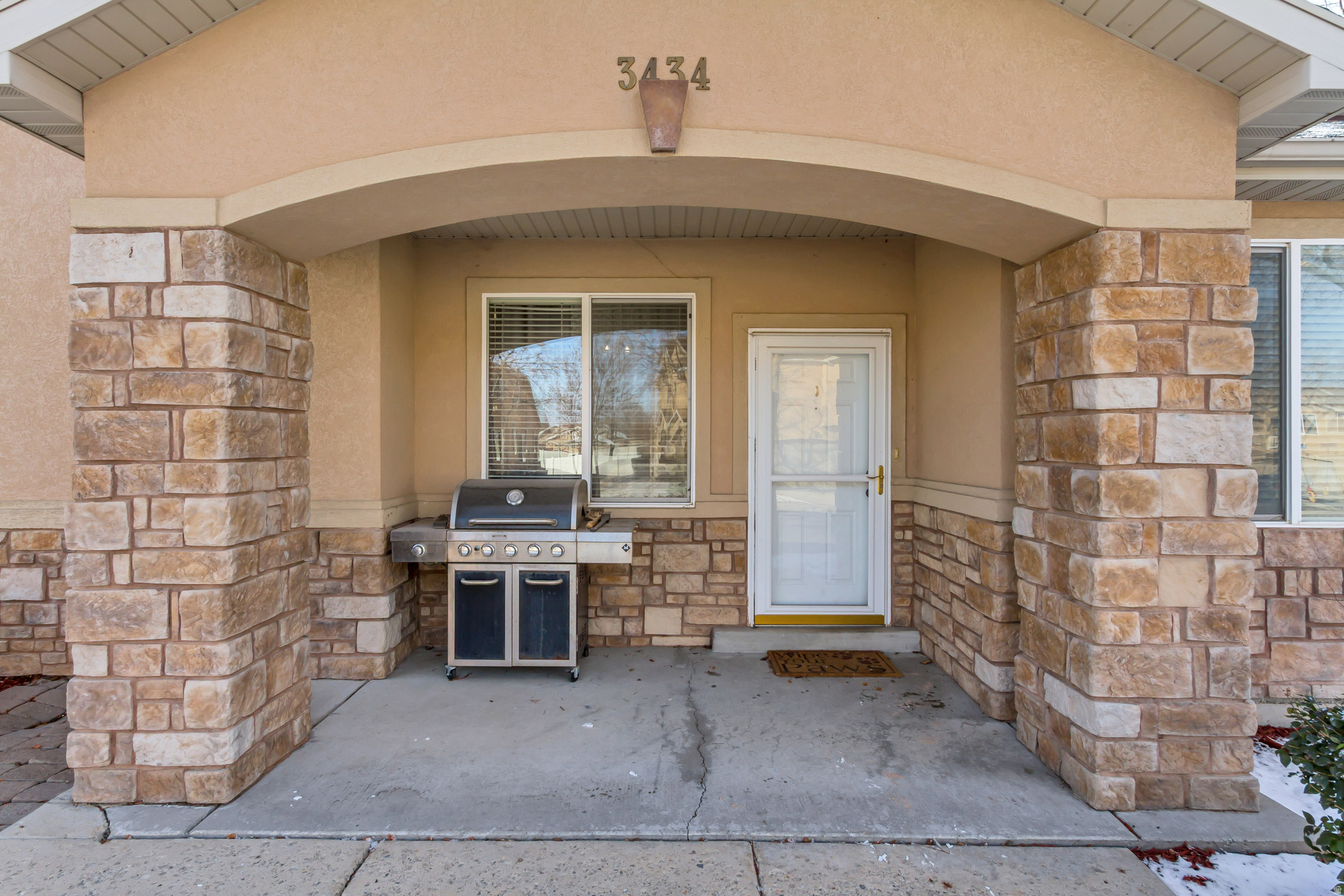 TOWNS AT HUNTER VILLAGE - Residential