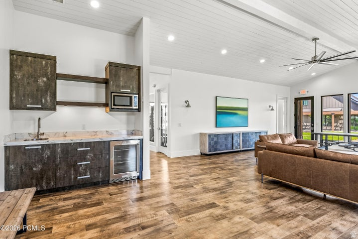 REMUND FARMS - Residential